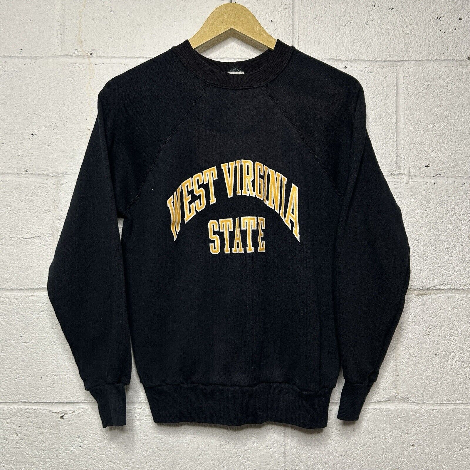 Vintage Vintage HBCU West Virginia State College 1980’s Sweatshirt Size US S / EU 44-46 / 1 - 1 Thumbnail