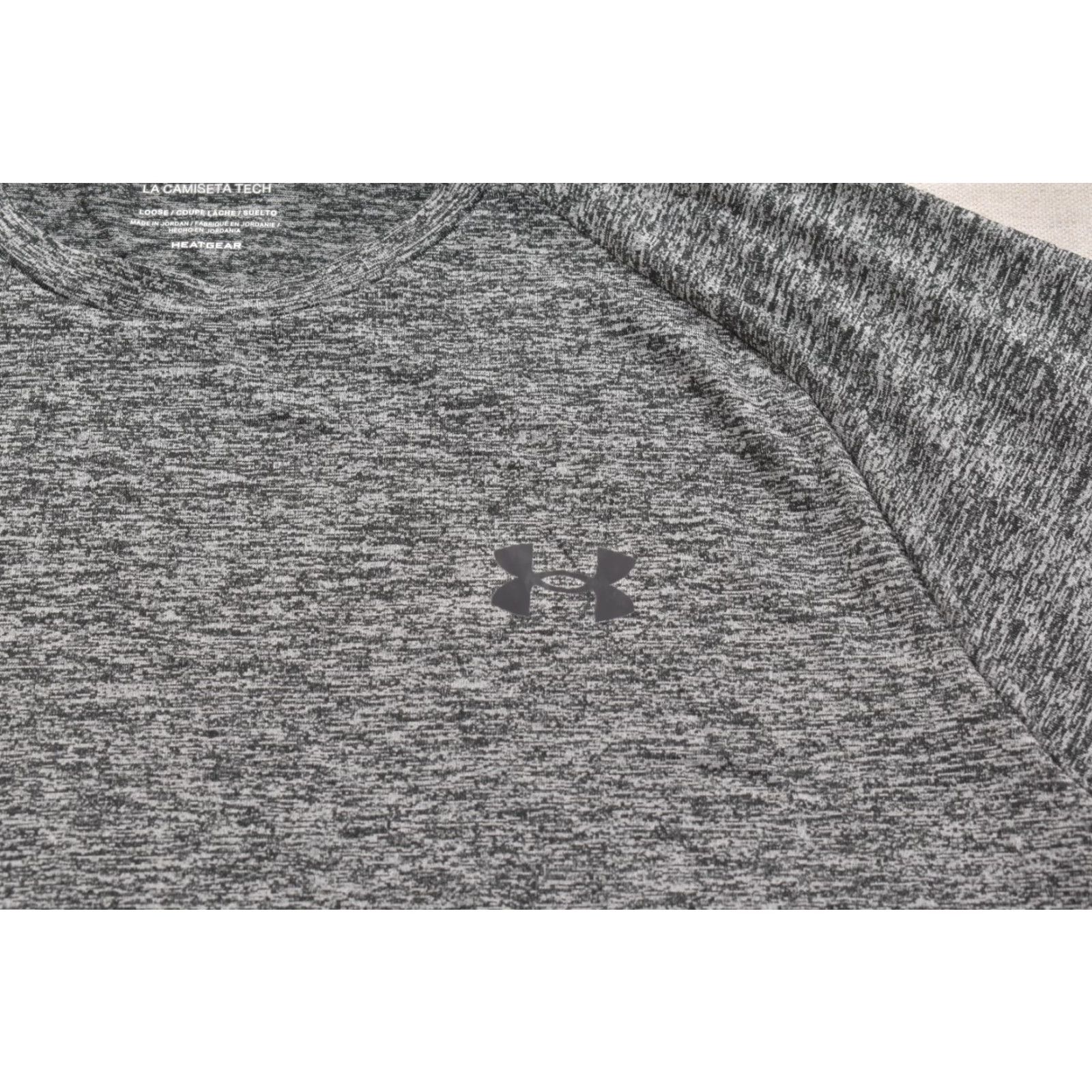 Under Armour Under Armour Mens T-Shirt Short Sleeve HeatGear Gray Heather Logo Loose Fit 2010s Sports Mens Orange? Size US 33 - 7 Thumbnail