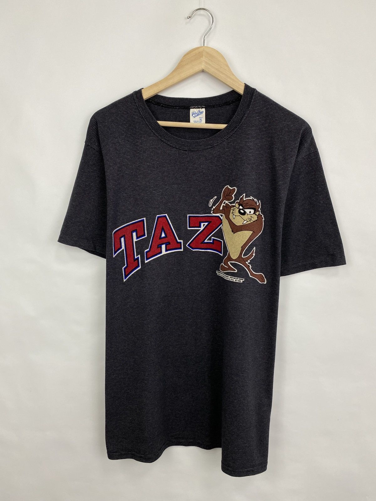 Warner Bros 🇺🇸 Vintage 1992 Taz Tasmanian Devil Warner Bros T-Shirt Size US XL / EU 56 / 4 - 3 Thumbnail