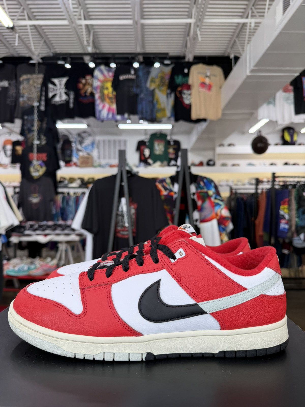 Nike Nike Dunk Low Chicago Split Size 12 (2023) Size US 12 / EU 45 - 7 Thumbnail
