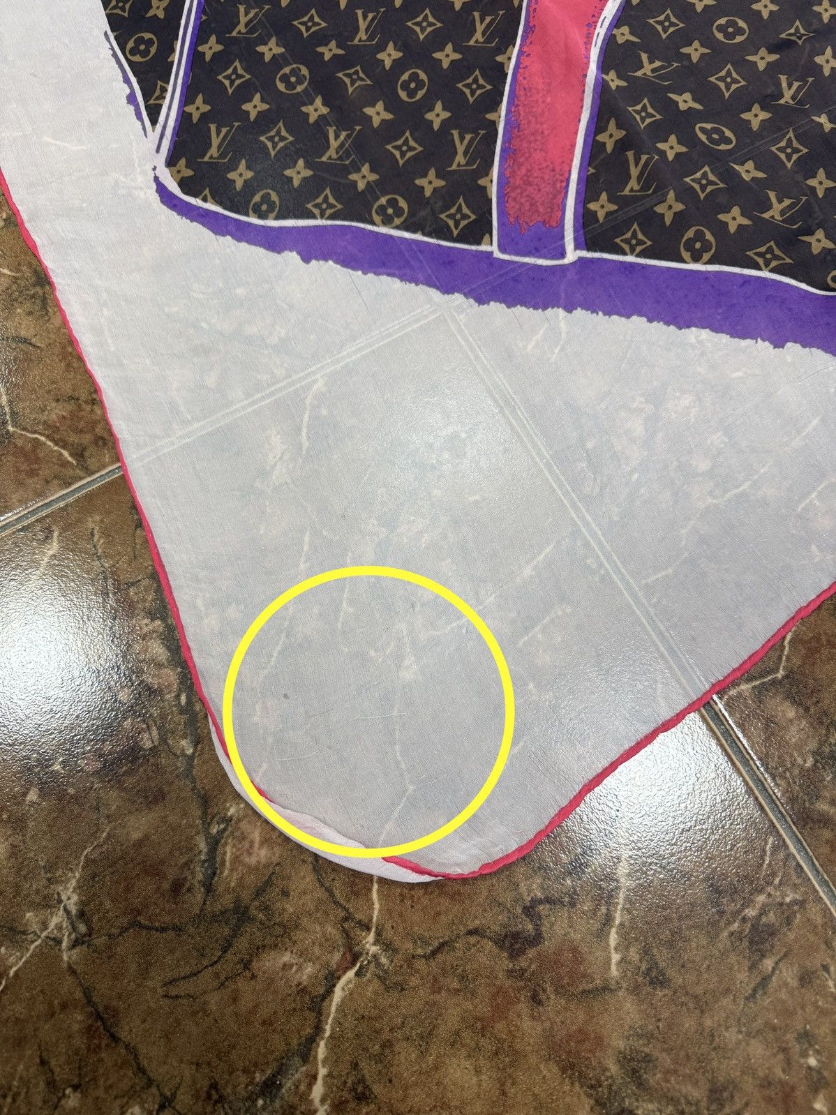 Louis Vuitton 🇮🇹 Louis Vuitton Monogram Silk Scarf Shawl Wrap Luxury Rare Size ONE SIZE - 24 Thumbnail