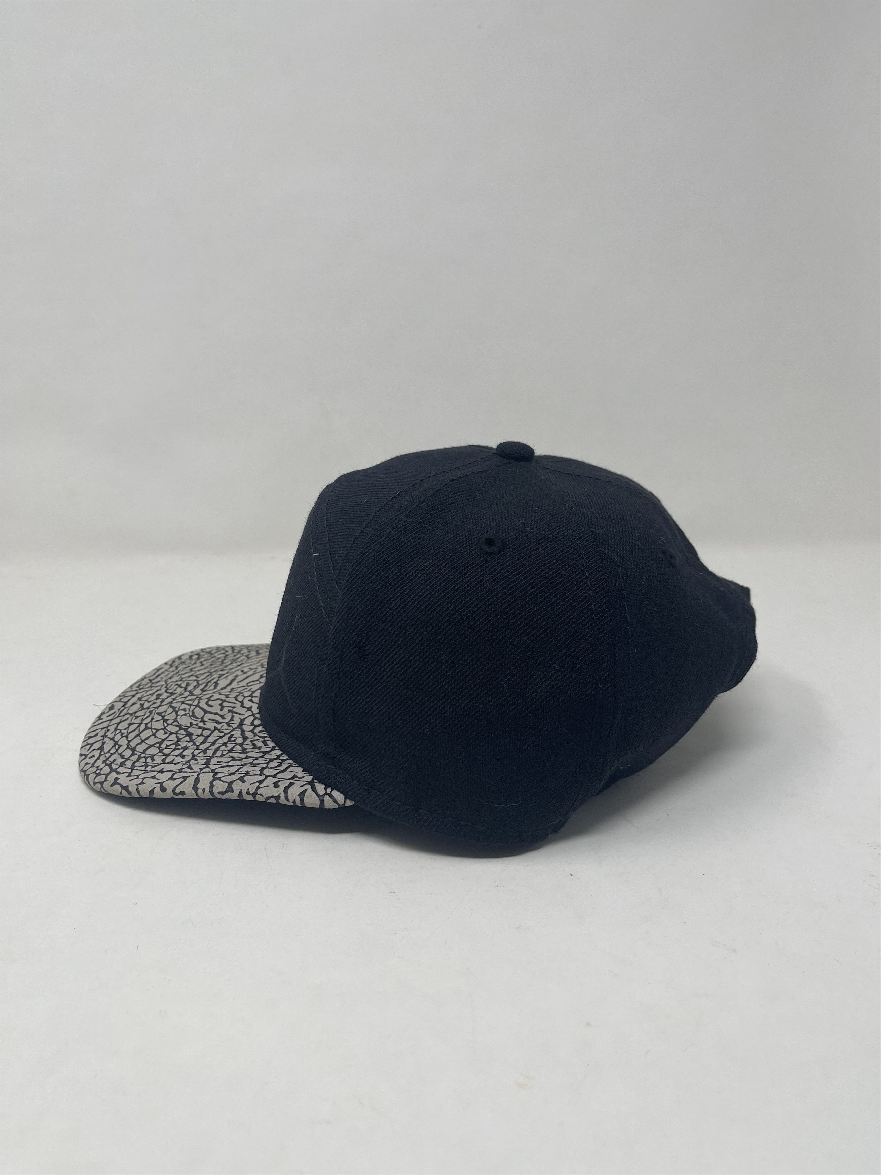 Jordan Brand Air Jordan 6 Panel Snapback Hat Cap Size ONE SIZE - 3 Thumbnail