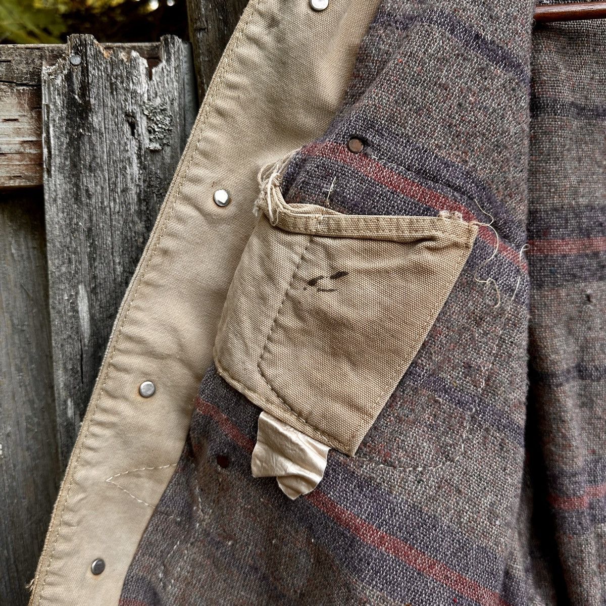 Carhartt × Vintage 70s Thrashed Carhartt miner Homeless Chore Coat Boro Crash Size US L / EU 52-54 / 3 - 20 Thumbnail