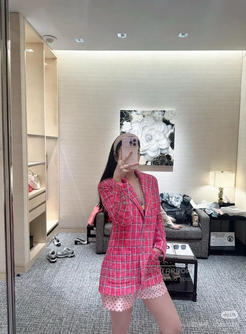 Chanel Chanel 24P pink tweed plaid jacket Size XS / US 0-2 / IT 36-38 - 9 Thumbnail
