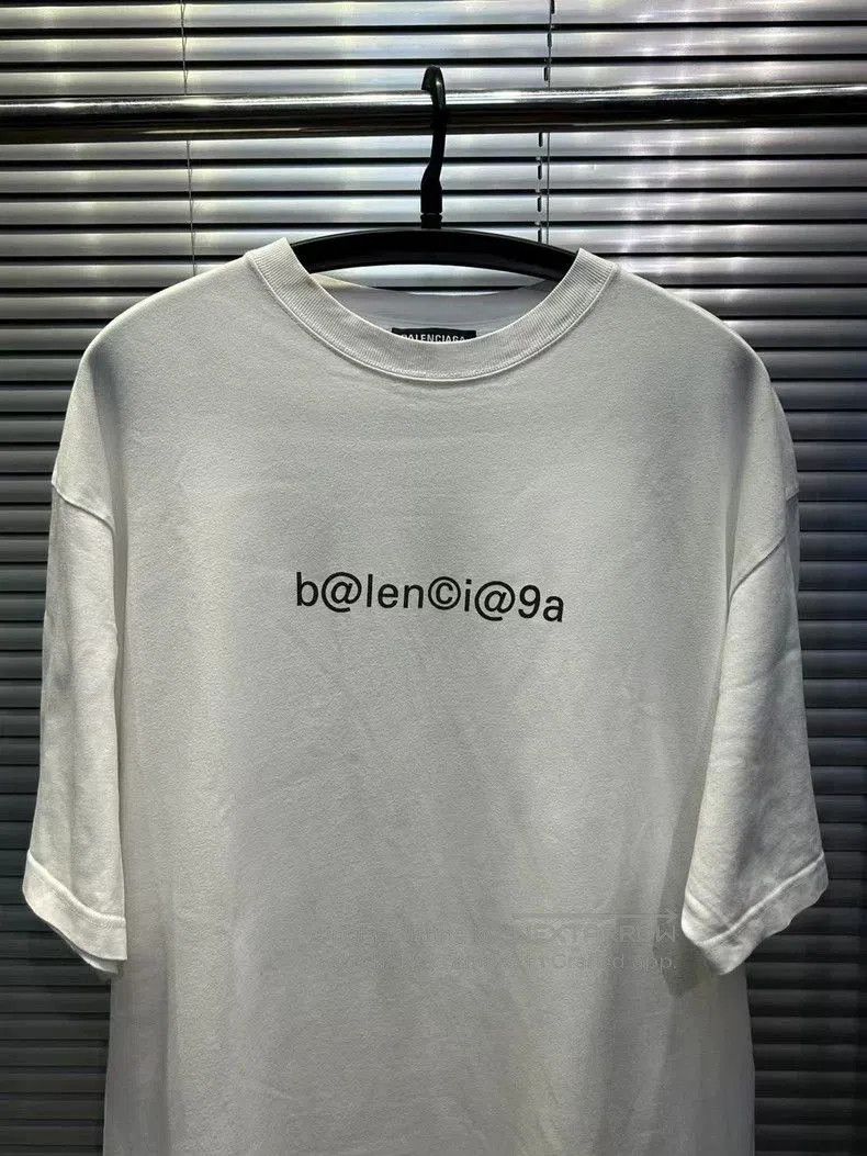 Balenciaga Balenciaga Chest Logo White Short Sleeve Tee. Size US S / EU 44-46 / 1 - 3 Thumbnail