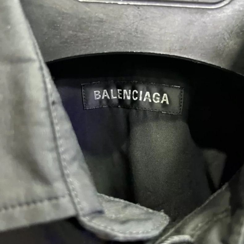Balenciaga Balenciaga size 36 Solid single-breasted long sleeve shirt Size US S / EU 44-46 / 1 - 3 Thumbnail