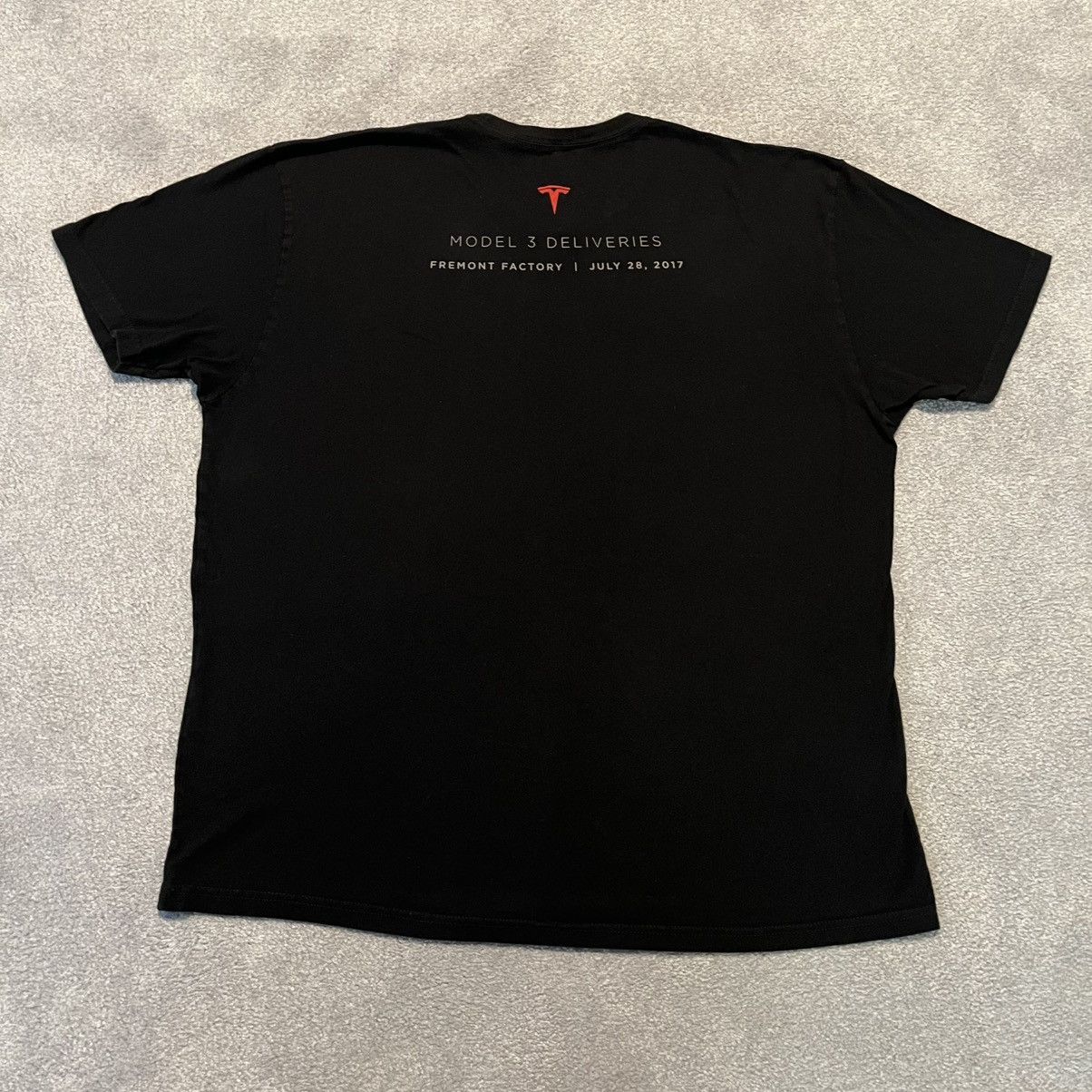 Vintage Vintage Tesla Model 3 Electric Car Elon Musk Promo Logo Tee Size US XXL / EU 58 / 5 - 4 Thumbnail