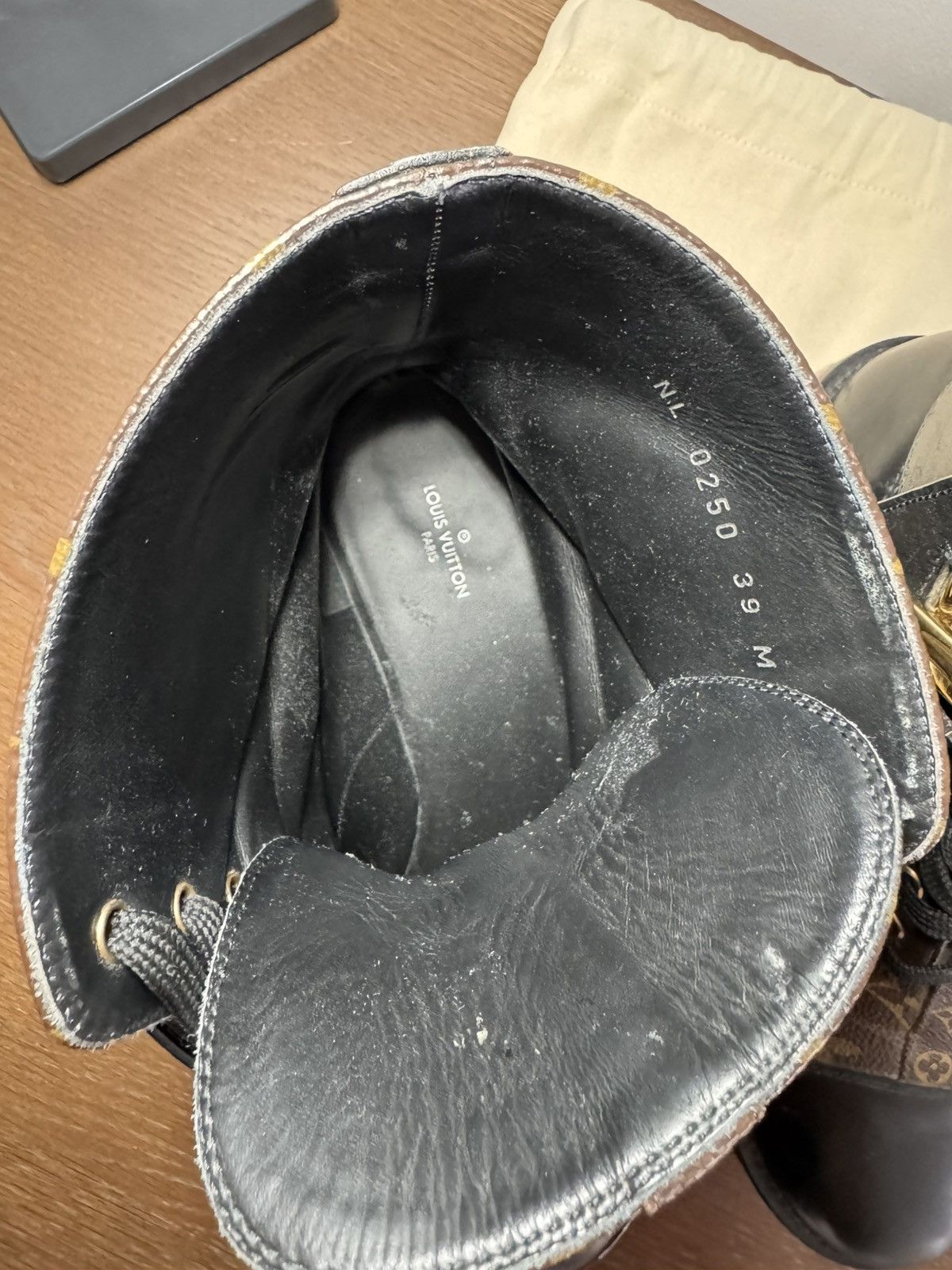 Louis Vuitton Louis Vuitton boots Size US 8.5 / IT 38.5 - 9 Thumbnail