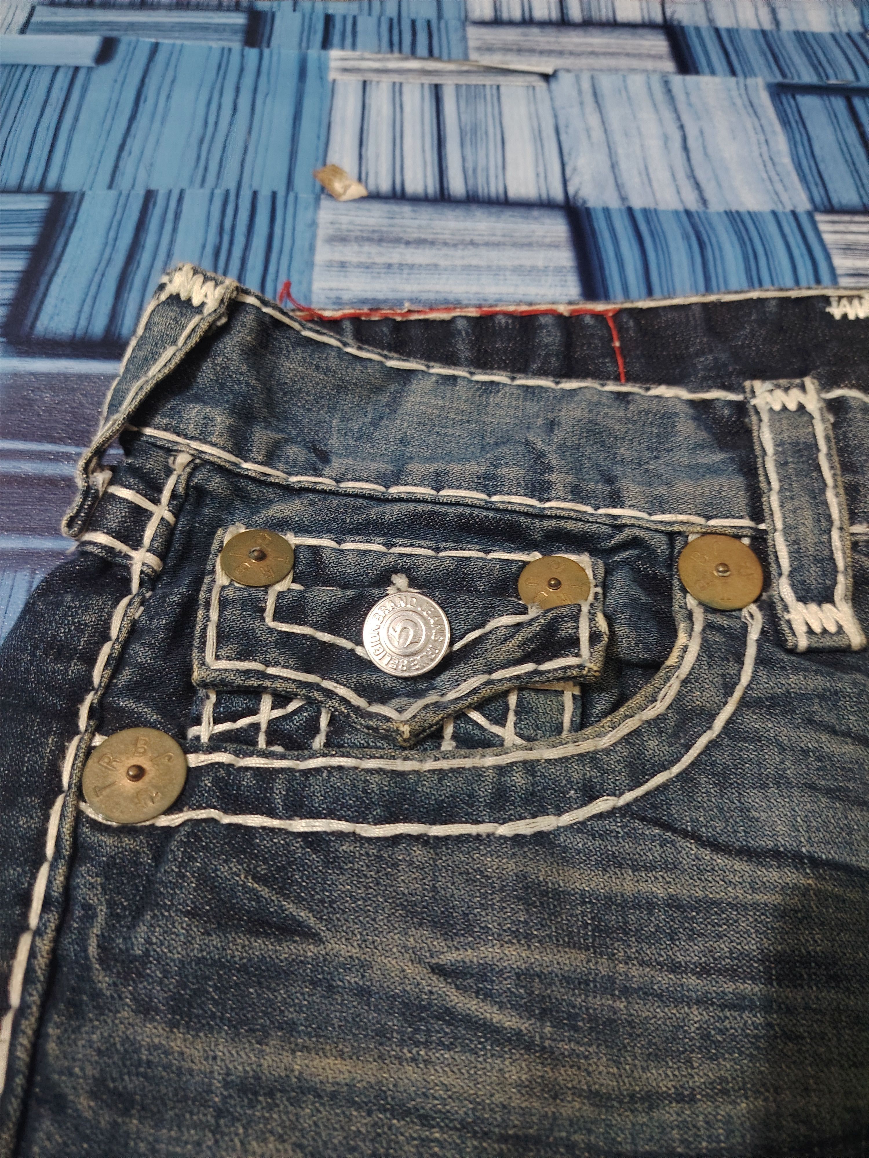 True Religion True Religion Jeans White Stitch Joey Super T Denim Flared Size US 31 - 8 Thumbnail