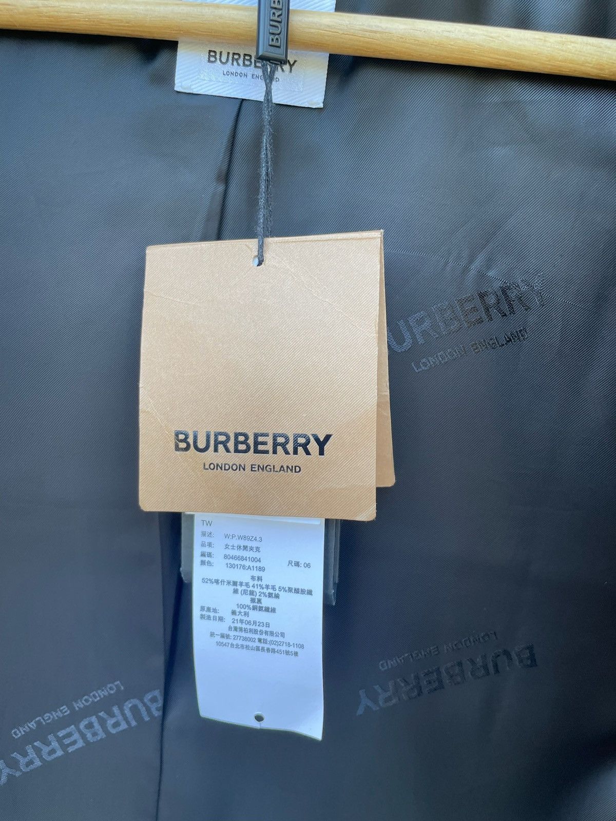 Burberry Burberry cashmere/wool cropped jacket NEW Size S / US 4 / IT 40 - 5 Thumbnail