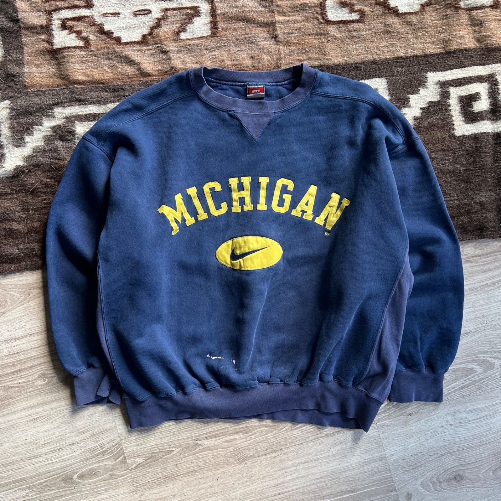 Vintage Nike Michigan Wolverines Sweatshirt 9533AC