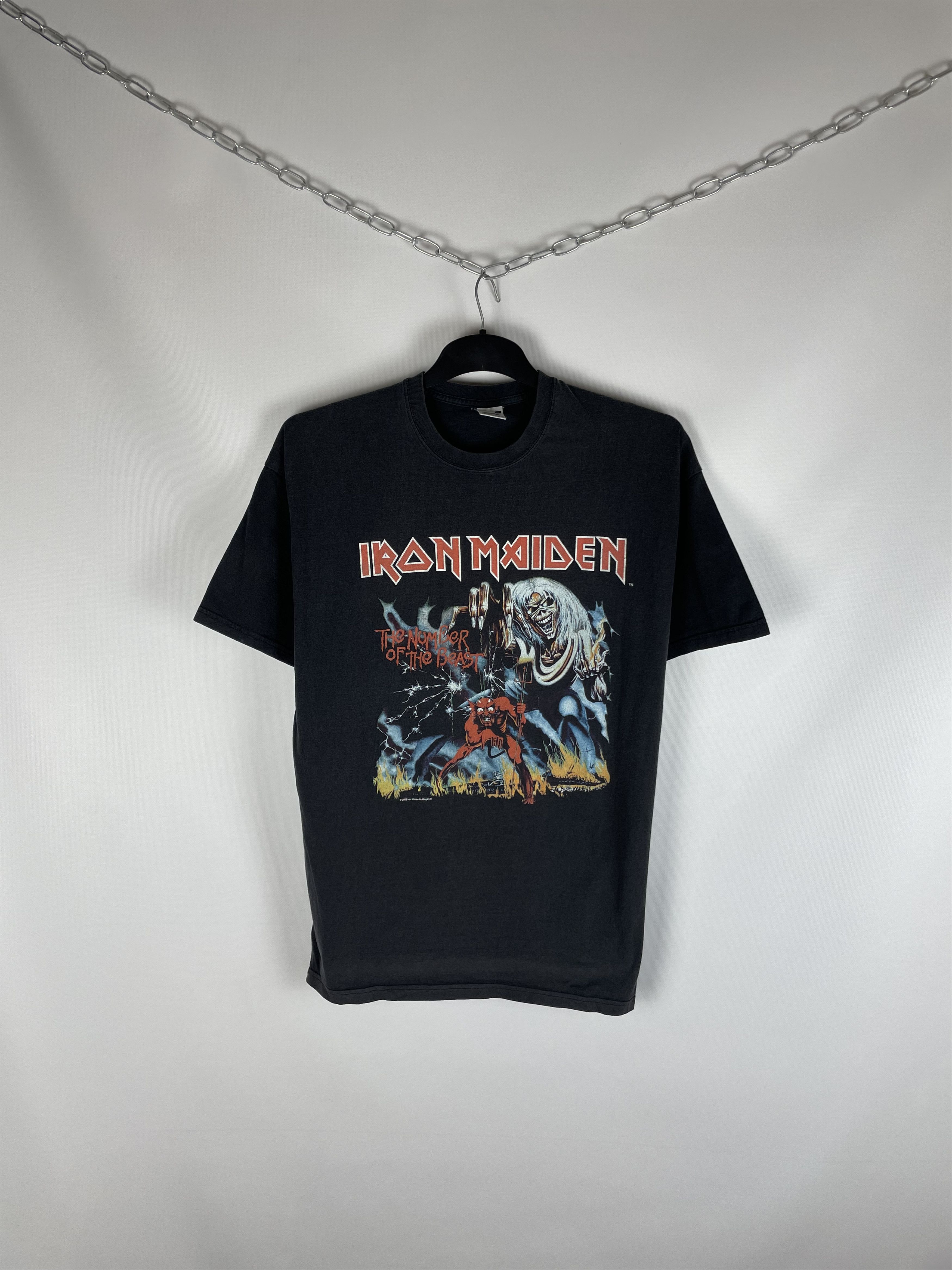 Band Tees Vintage Iron Maiden T-shirt Size US XL / EU 56 / 4 - 1 Thumbnail