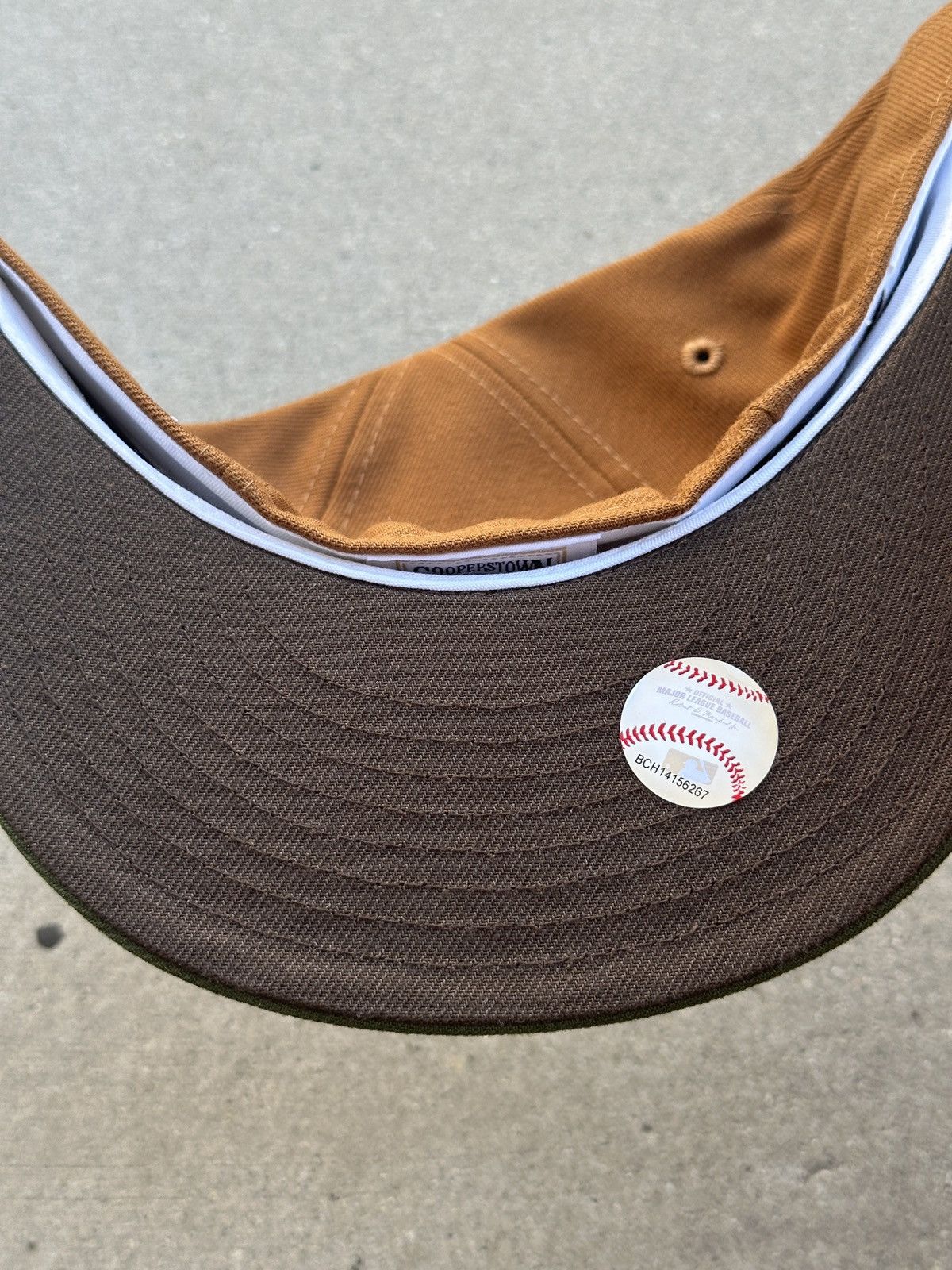 MLB × MyFitteds × New Era Boston Red Sox Barret Wallace Final Fantasy VII Fitted 7 1/4 Size ONE SIZE - 3 Thumbnail