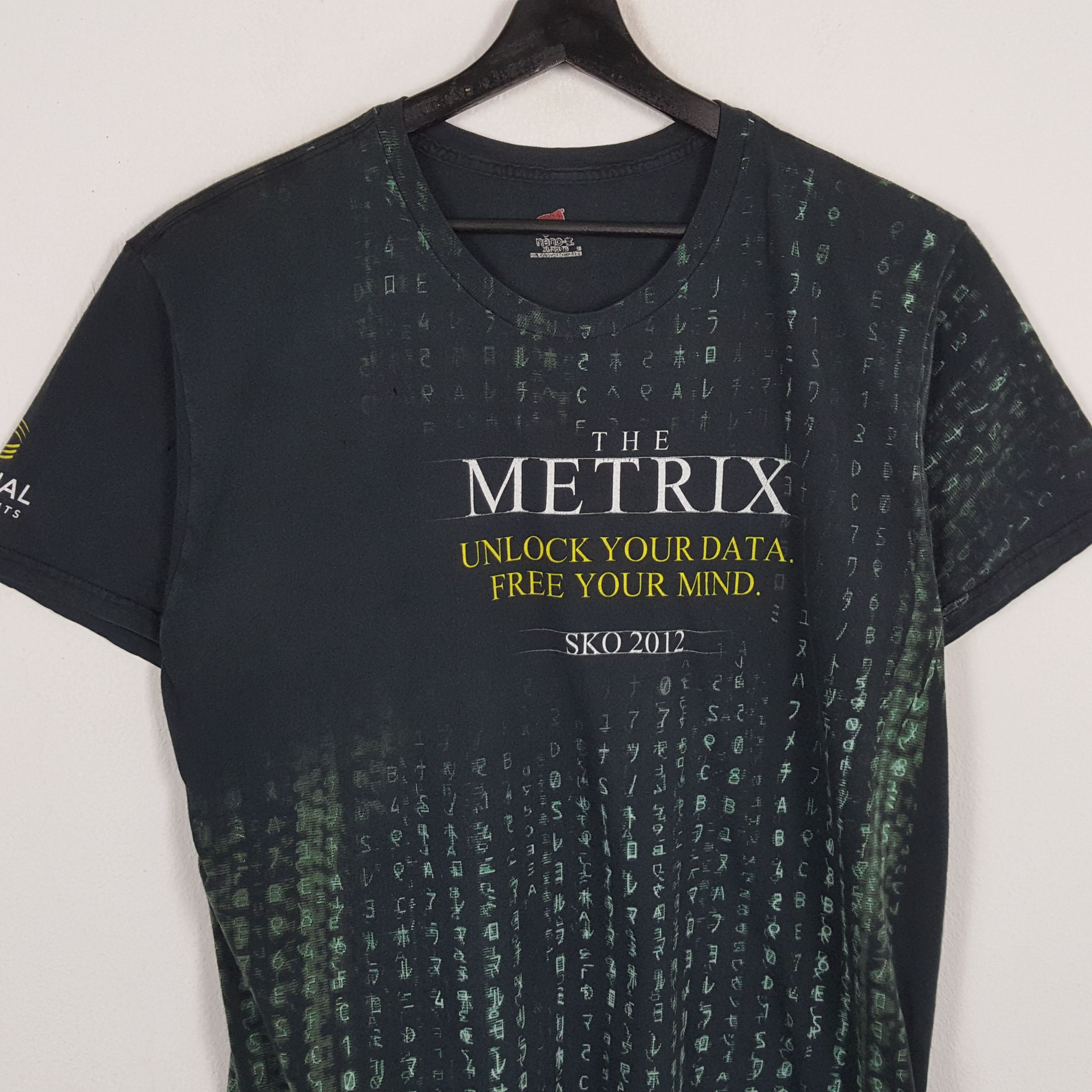 Vintage THE METRIX Movie Streetwear Style Tshirt Size US XL / EU 56 / 4 - 2 Thumbnail