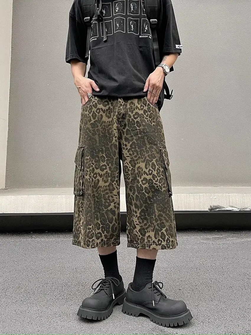Designer × Japanese Brand Baggy Leopard Print baggy Jorts Size US 34 / EU 50 - 1 Thumbnail