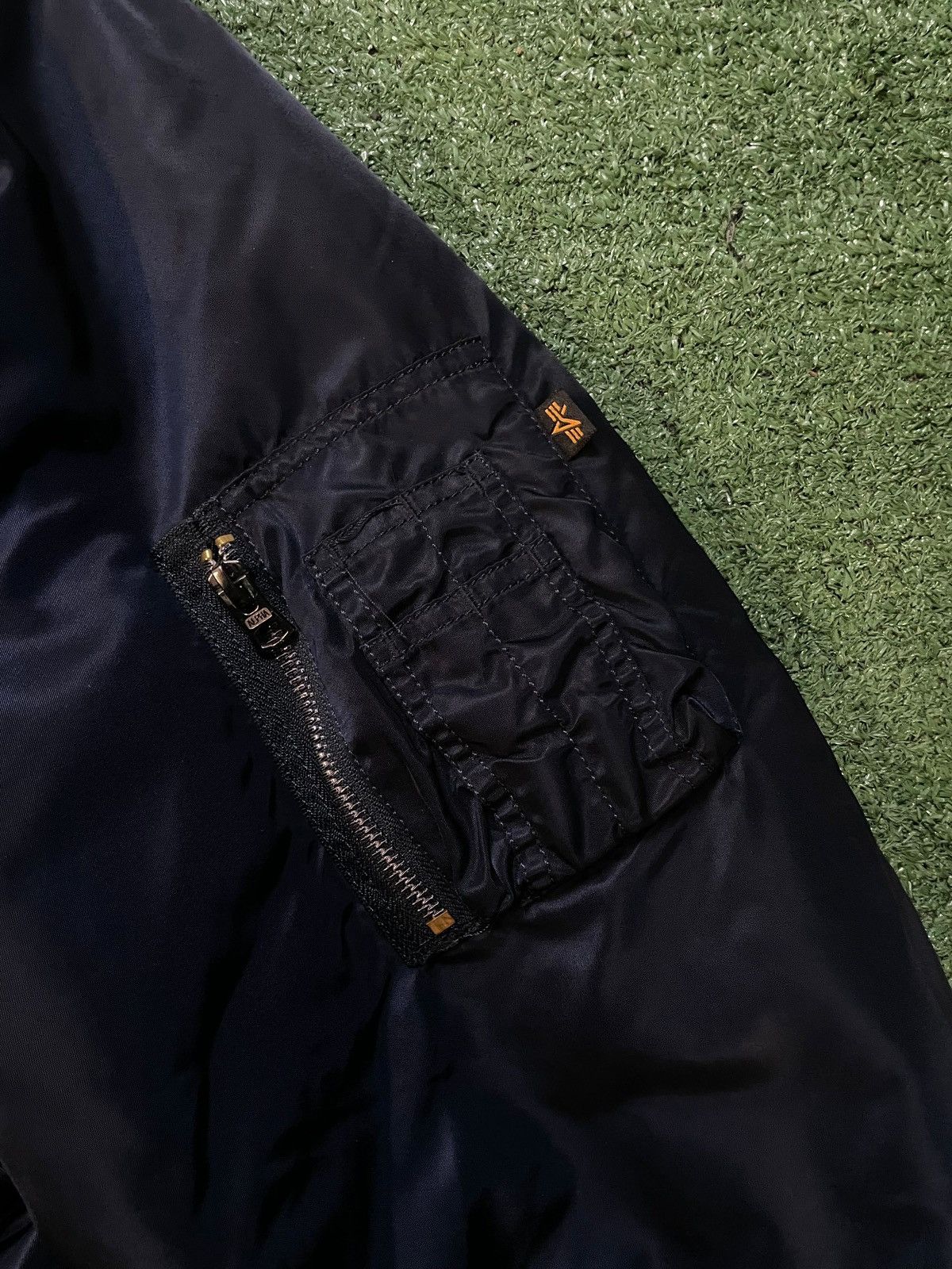 Alpha Industries Vintage Alpha industries bomber navy jacket Size US XXL / EU 58 / 5 - 3 Thumbnail