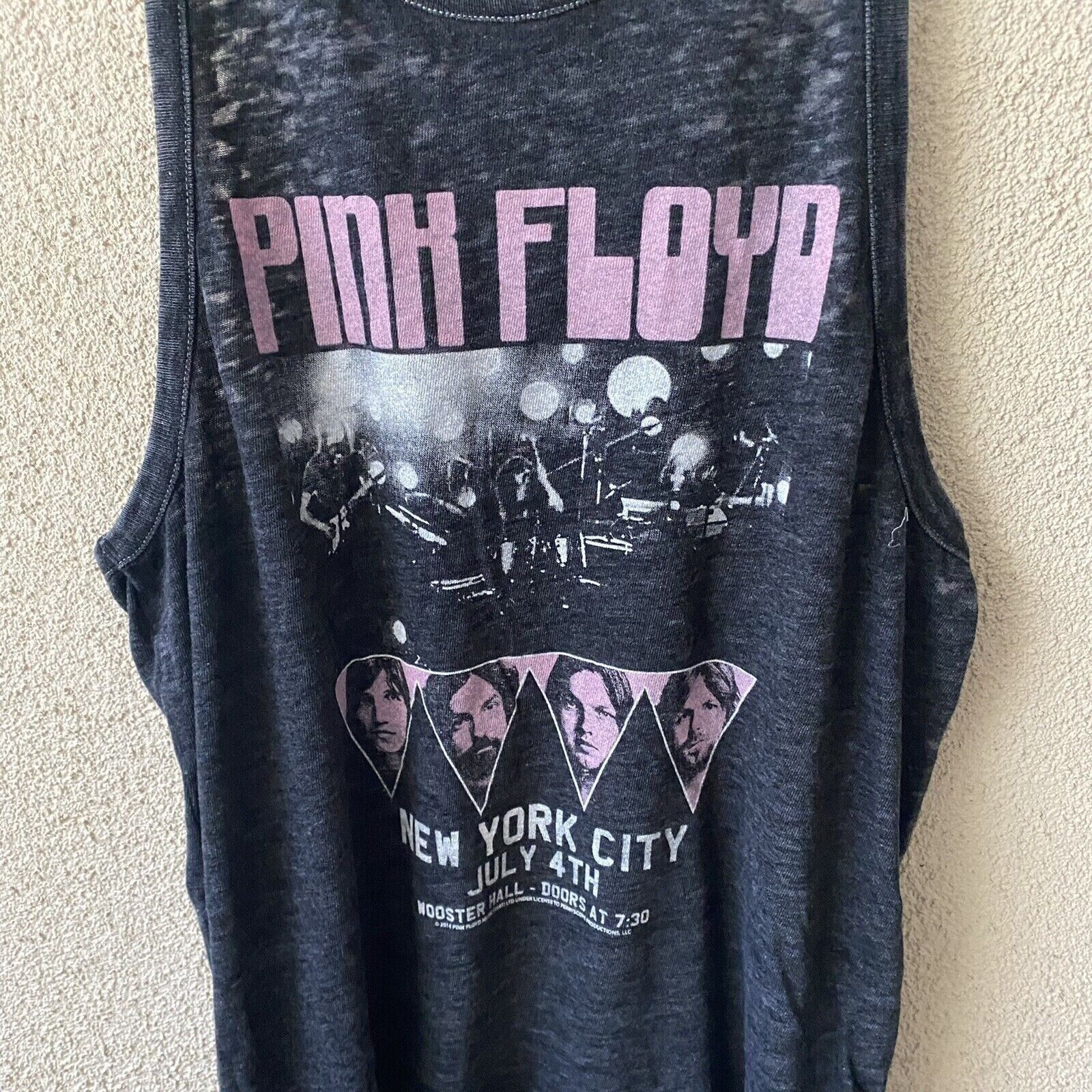 Chaser Brand NEW Chaser Black Burnout Pink Floyd Racer back Tank Top Grap Size S / US 4 / IT 40 - 3 Thumbnail