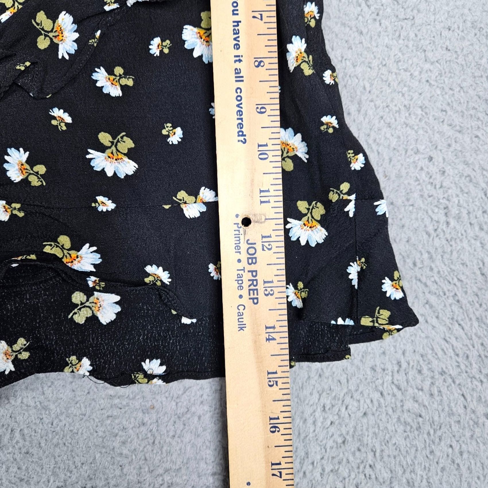 Ann Taylor LOFT By Ann Taylor Women’s flower Printed Summer Short Size 10 Size 32" / US 10 / IT 46 - 4 Thumbnail