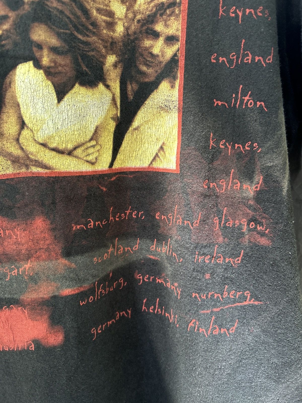 Band Tees These days Bon Jovi vintage 90s tee Size US L / EU 52-54 / 3 - 7 Thumbnail