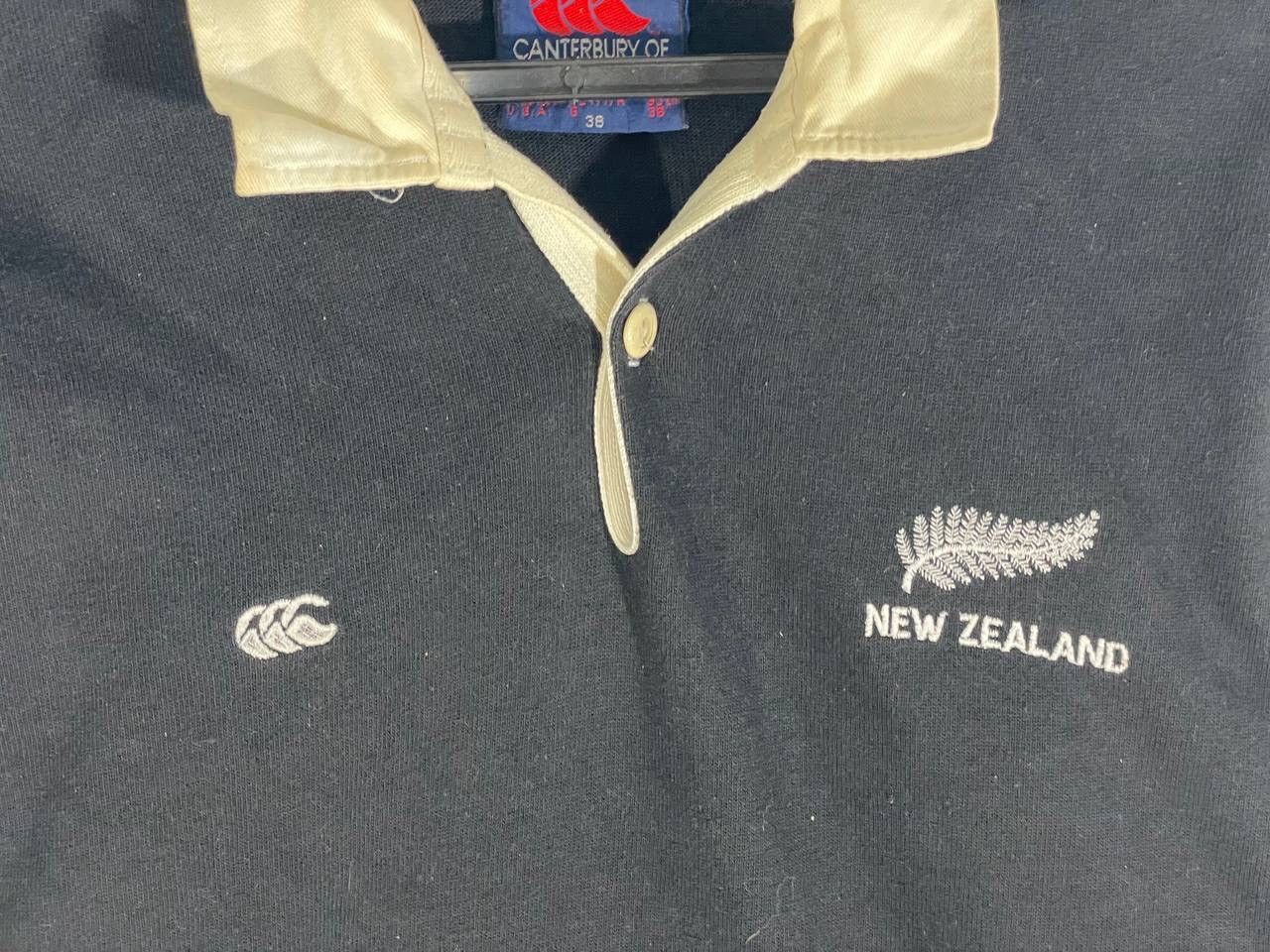 Canterbury of New Zealand Vintage 90s canterbury all blacks rugby shirt size S Size US S / EU 44-46 / 1 - 7 Thumbnail