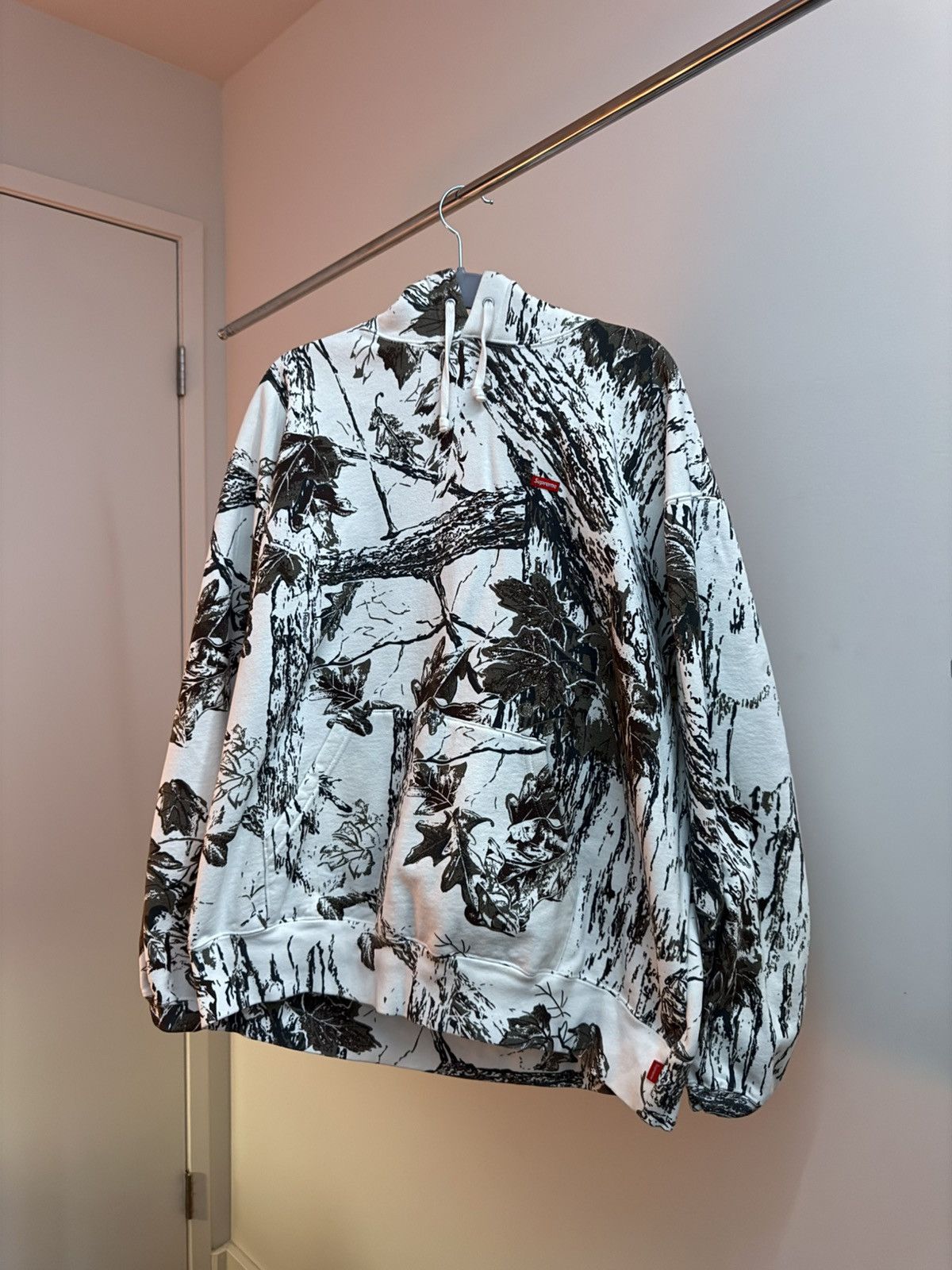 Supreme Supreme White Camo Real Tree Hoodie Size US L / EU 52-54 / 3 - 1 Thumbnail