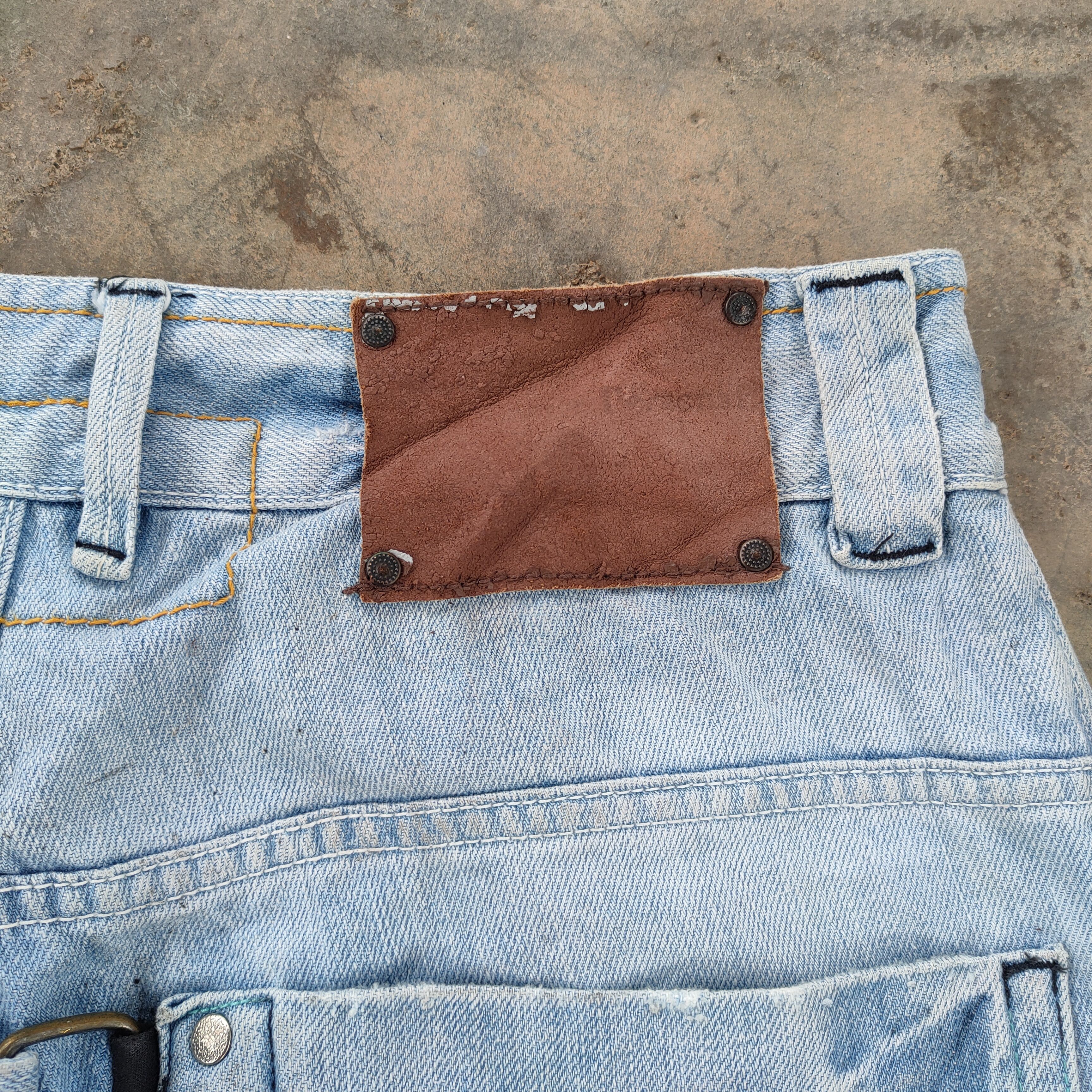 Japanese Brand VINTAGE JAPANESE ALCOTT ART FADED JEANS PANTS Size US 32 / EU 48 - 12 Thumbnail