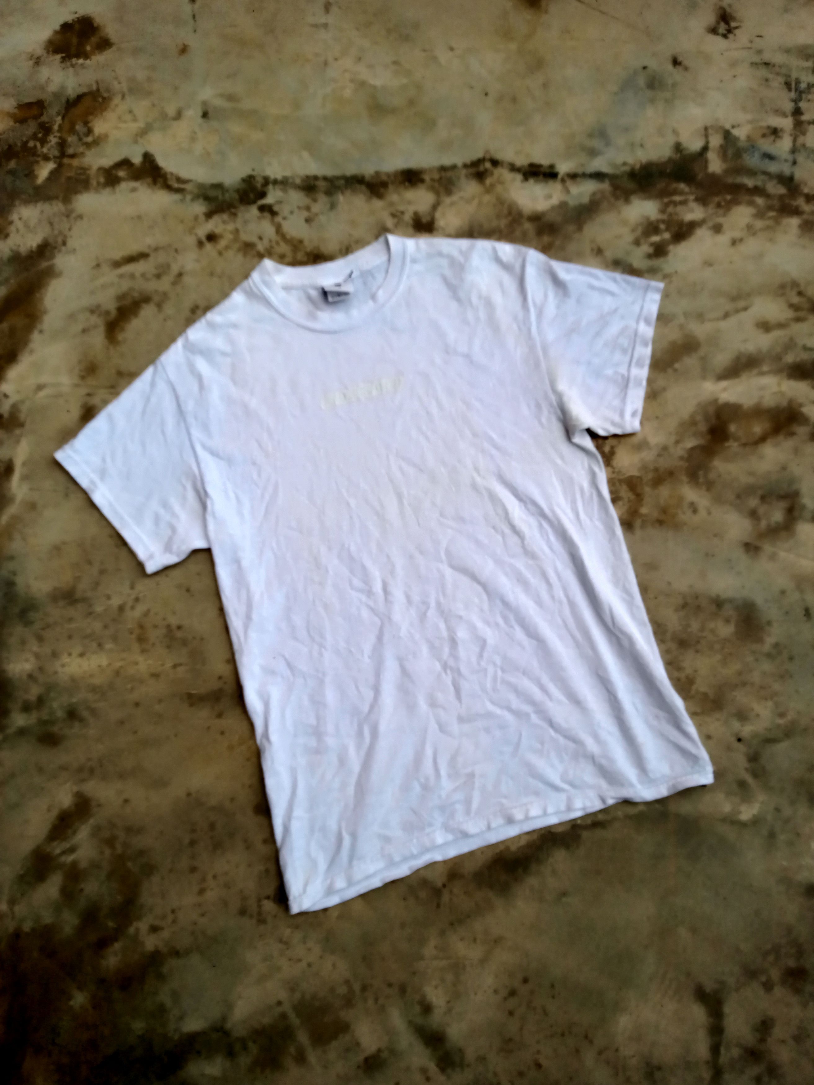 Rokit × Undefeated Undefeated x Rokit Money Tee | Grailed