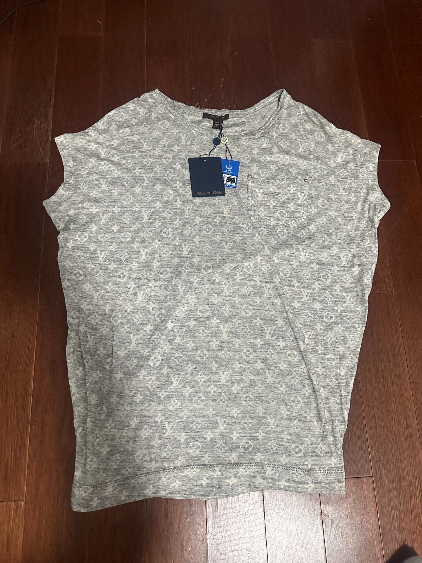 Louis Vuitton LV Monogram Print Short Sleeve T-Shirt Size XS / US 0-2 / IT 36-38 - 1 Thumbnail