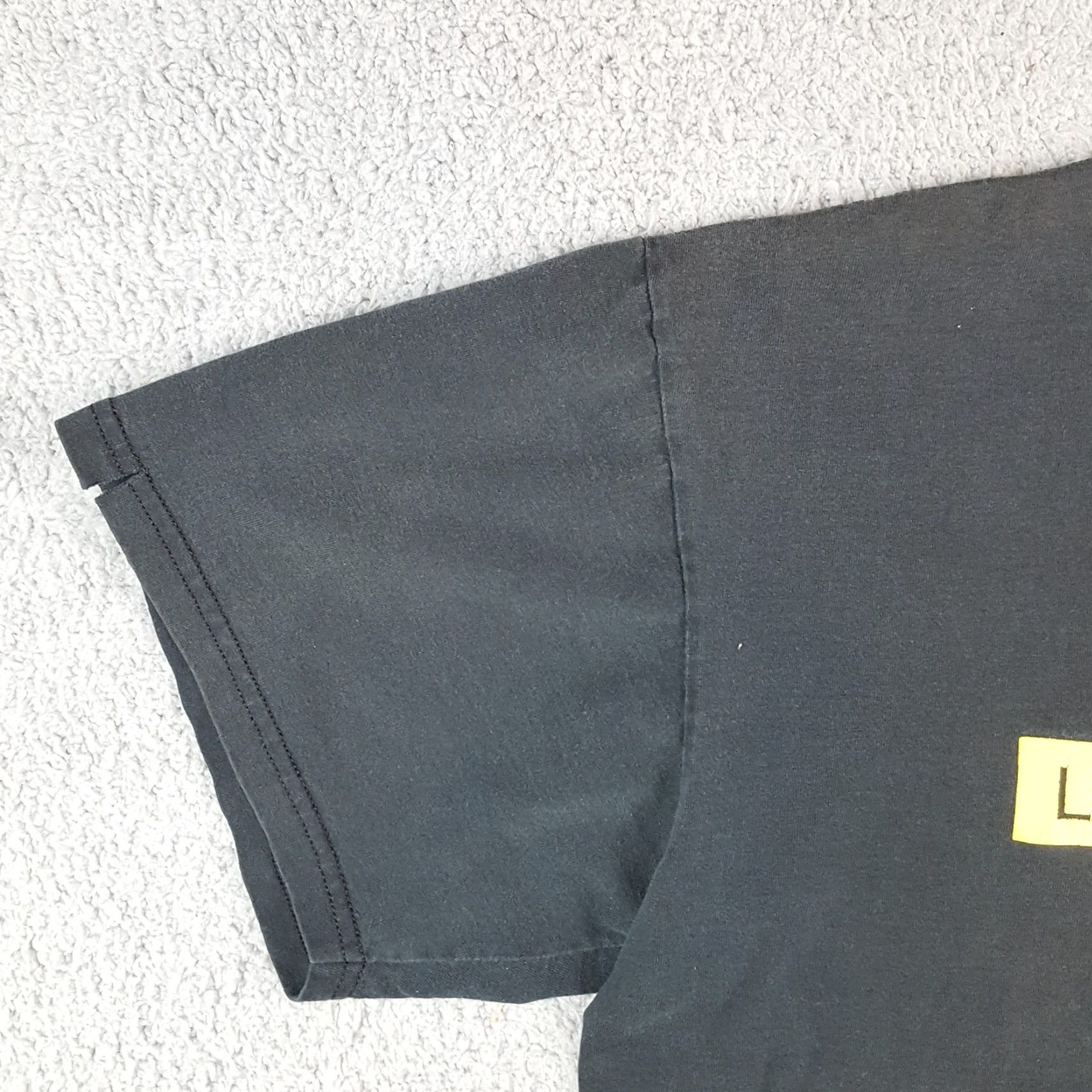 Nike VINTAGE Nike T-Shirt XL Mens Y2K Lance Armstrong Livestrong Biking Race Black 90s Retro Sports Size US XL / EU 56 / 4 - 4 Thumbnail