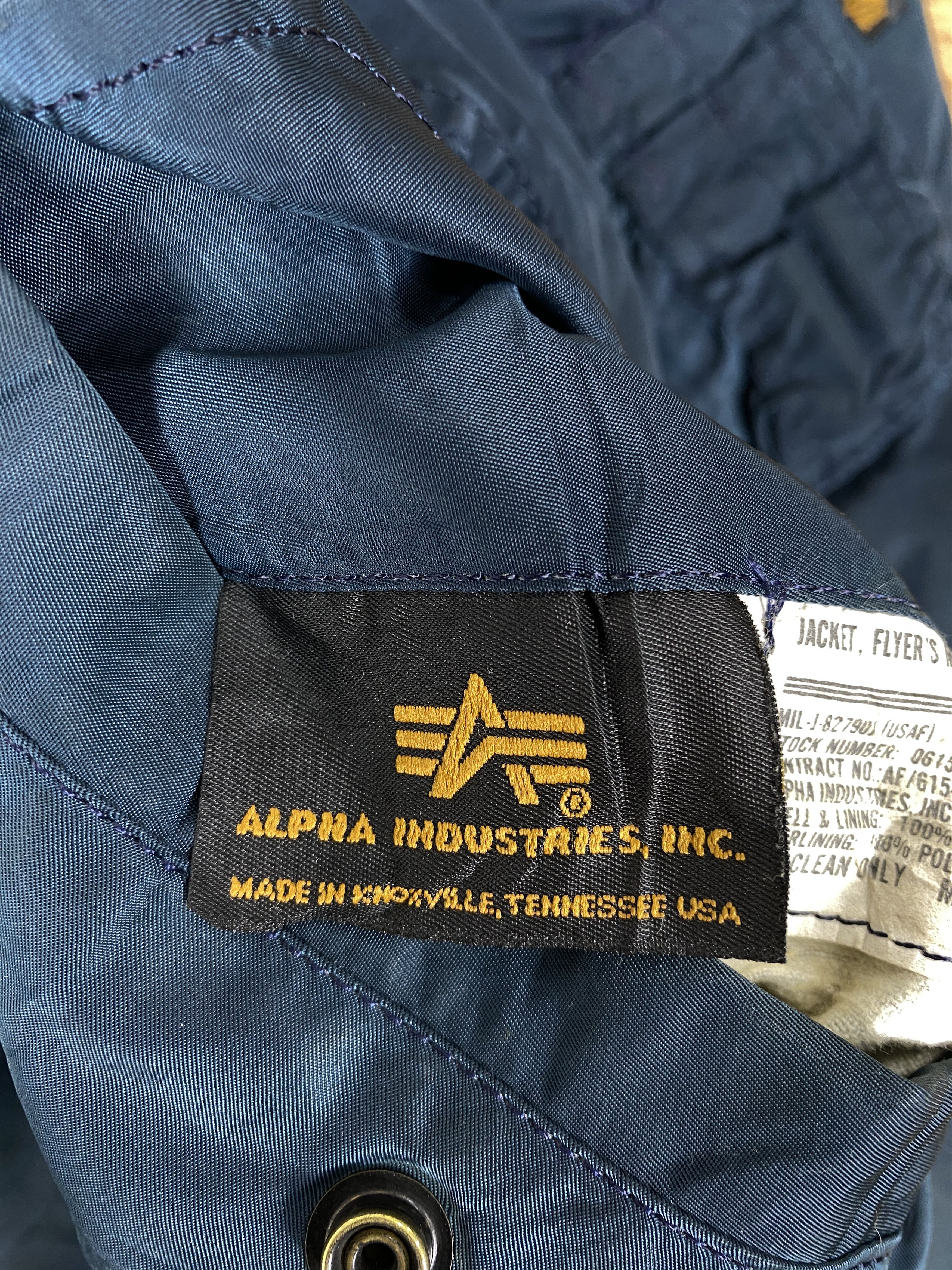 Alpha Industries Vintage Alpha Industries Reversible Bombers Jacket J2020 Size US XL / EU 56 / 4 - 13 Thumbnail