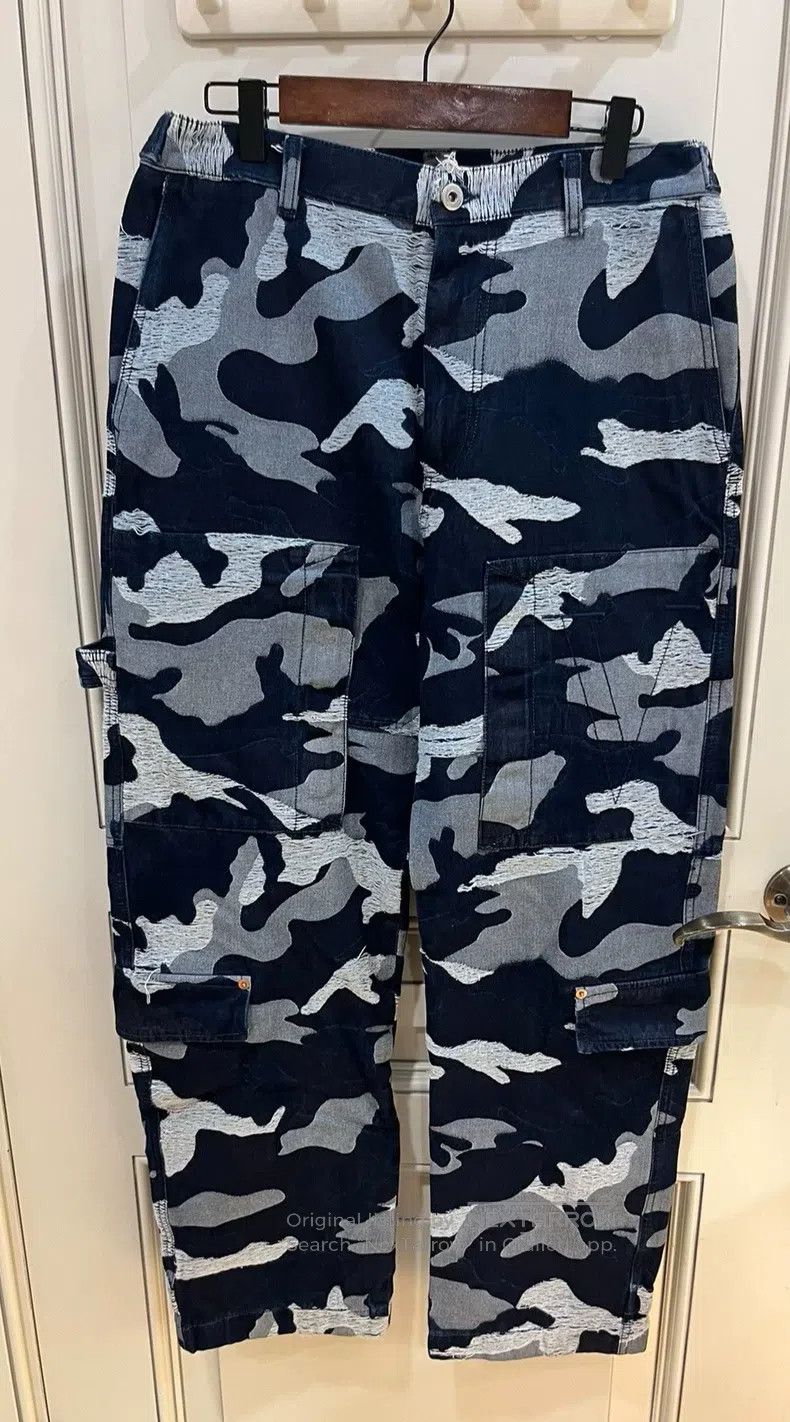 Valentino Valentino Camouflage wide-leg cargo multi-pocket jeans Size US 30 / EU 46 - 3 Thumbnail