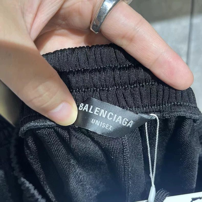 Balenciaga Balenciaga size S Basketball Series Shorts Size US 27 - 5 Thumbnail