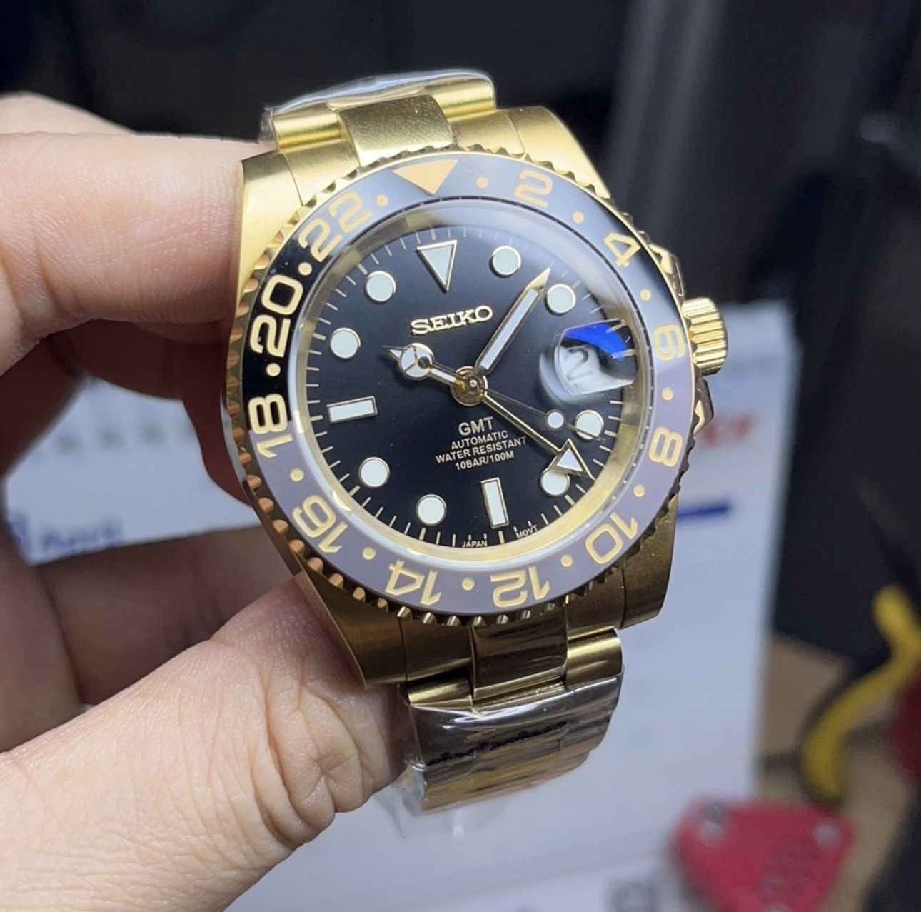 Japanese Brand Seiko Mod GMT-Master Grey Black Bezel Gold Watch NH34 41mm Size ONE SIZE - 1 Thumbnail