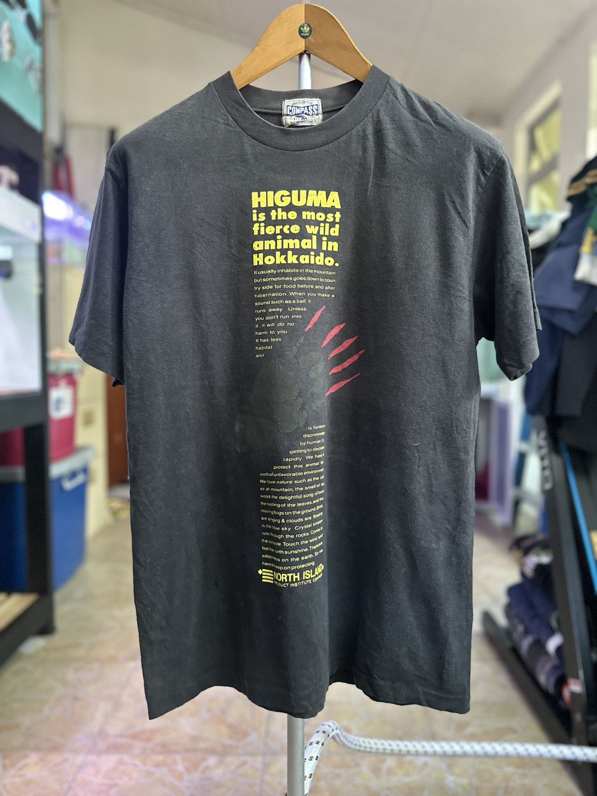 Vintage Vintage HIGUMA tshirt Size US L / EU 52-54 / 3 - 2 Thumbnail