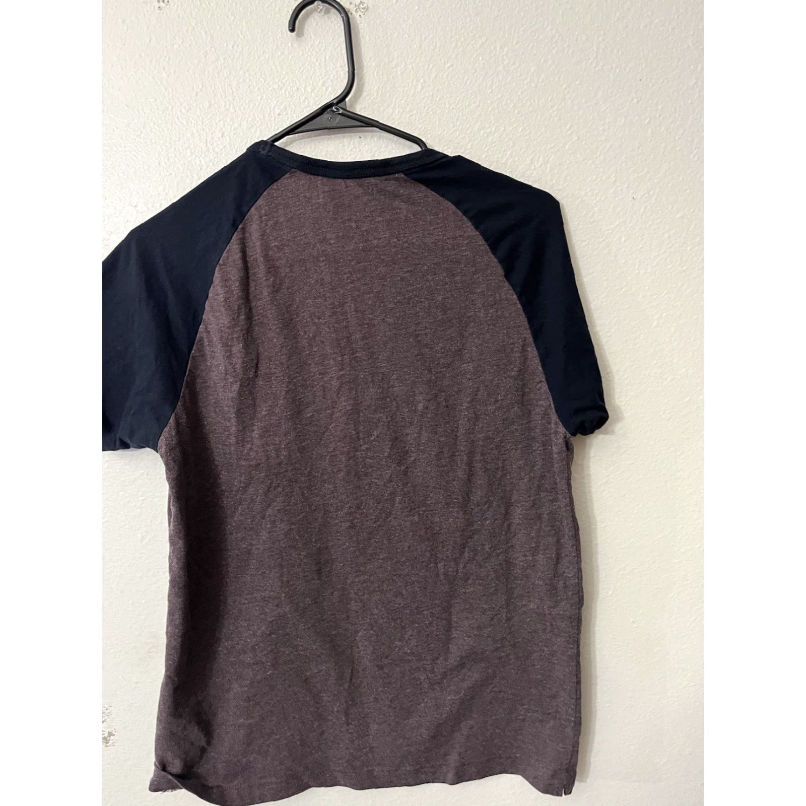 French Connection French Connection Men's Cotton Crew Neck T-Shirt Burgundy Medium Classic Retro Streetwear 2010s Size US M / EU 48-50 / 2 - 2 Thumbnail