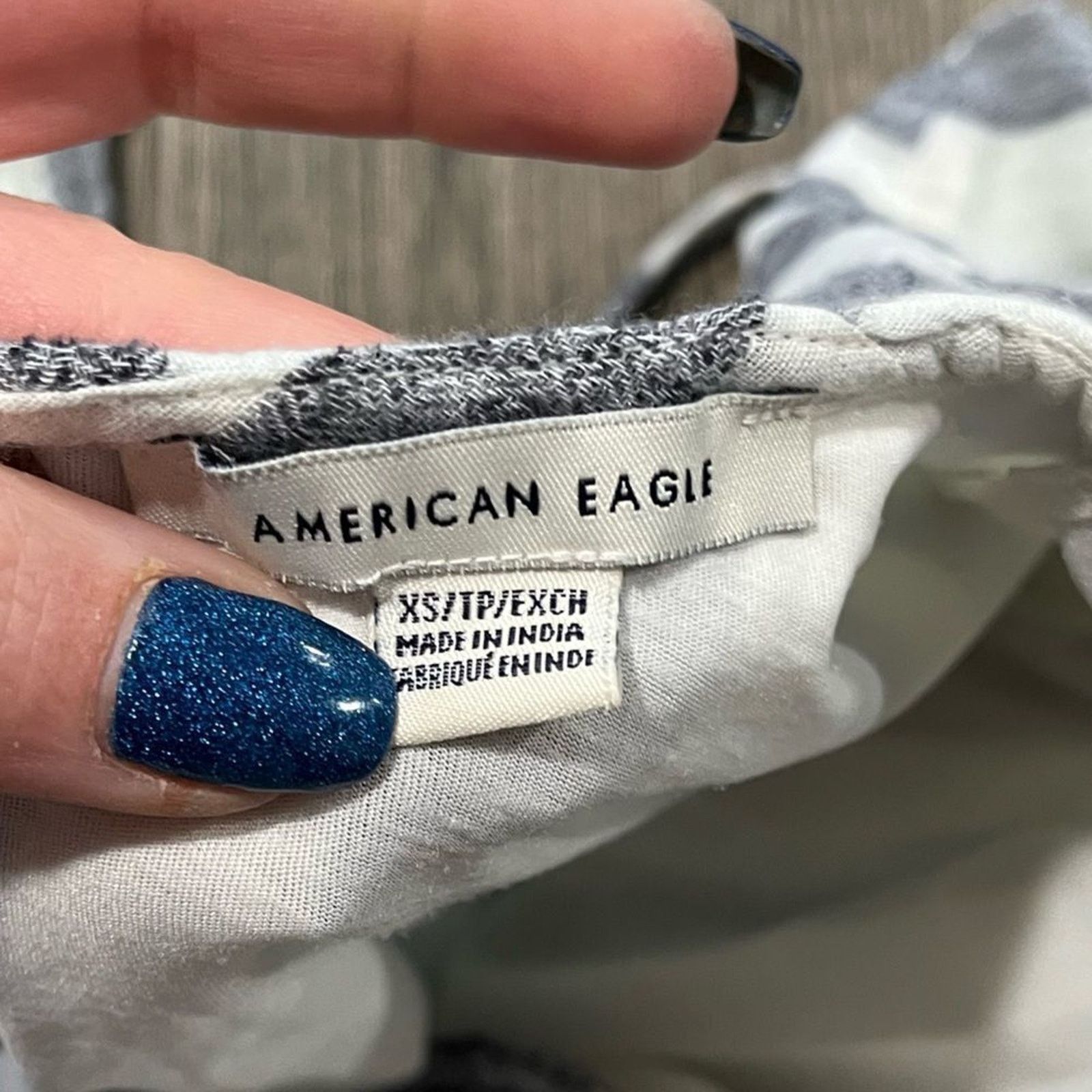 American Eagle Outfitters American Eagle Striped Romper Cap Sleeve Tie Waist V-Neck Size 25" / US 0 / IT 36 - 3 Thumbnail