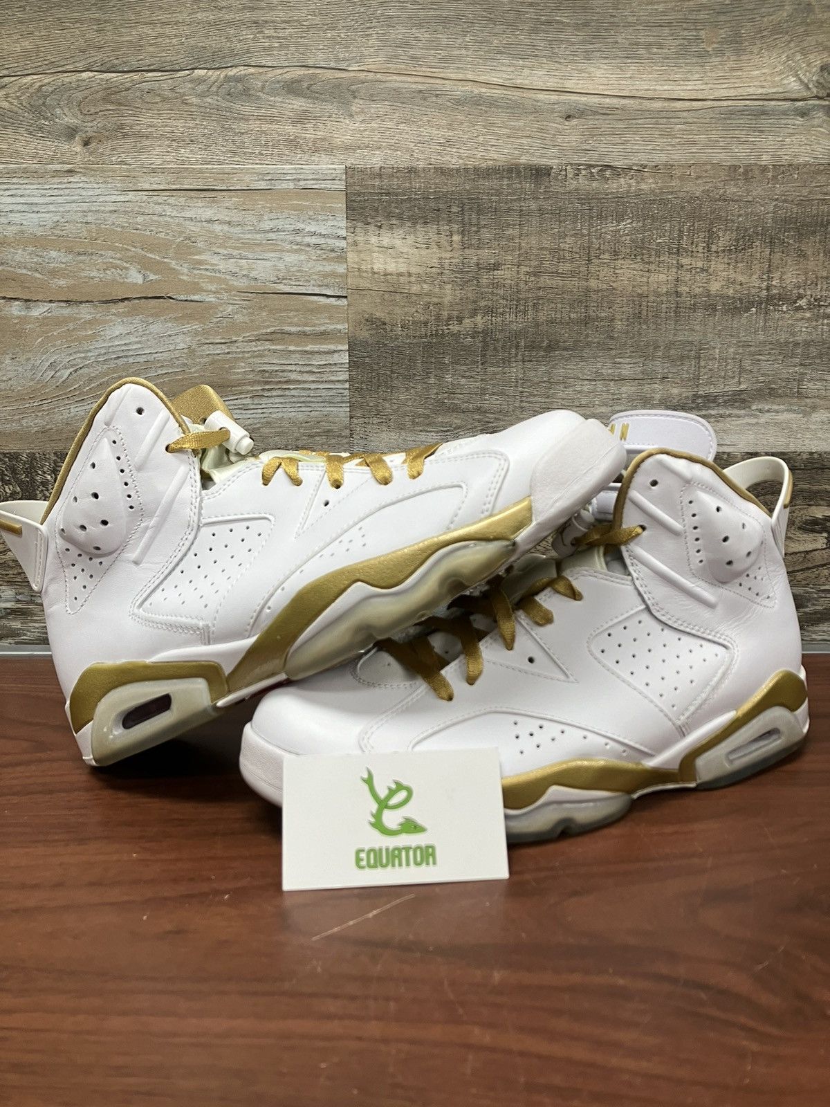 Jordan Retro Golden Moments Pack Size 11