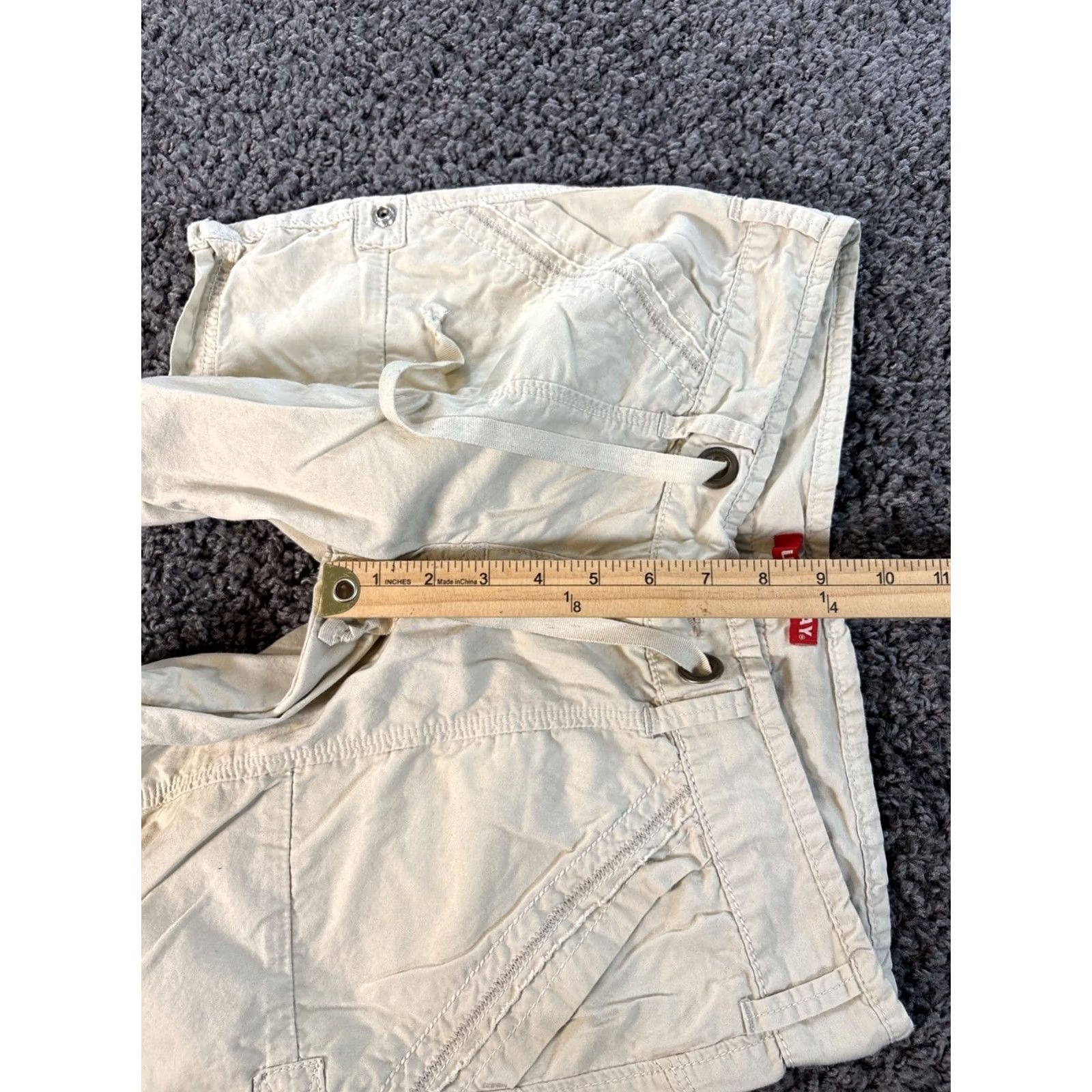 Vintage VINTAGE Union Bay Shorts Womens 32 White Cargo Pocket Denim Cotton Y2K Micro Cut-Off Size 24" / US 00 / IT 34 - 6 Thumbnail