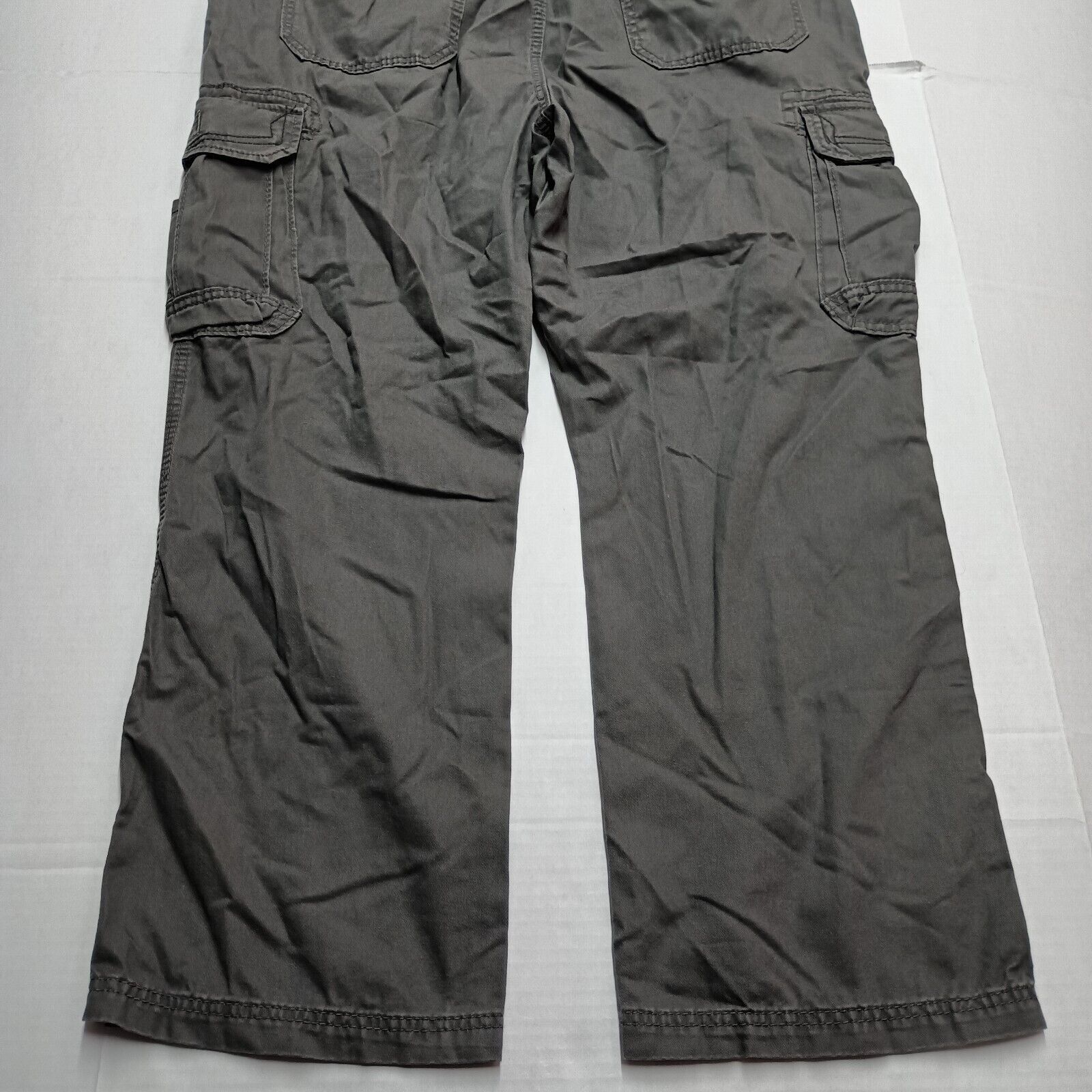 UNIONBAY Union Bay Cargo Pants Men's 44x30 Gray Goose + Belt Hiking Size US 44 / EU 60 - 6 Thumbnail