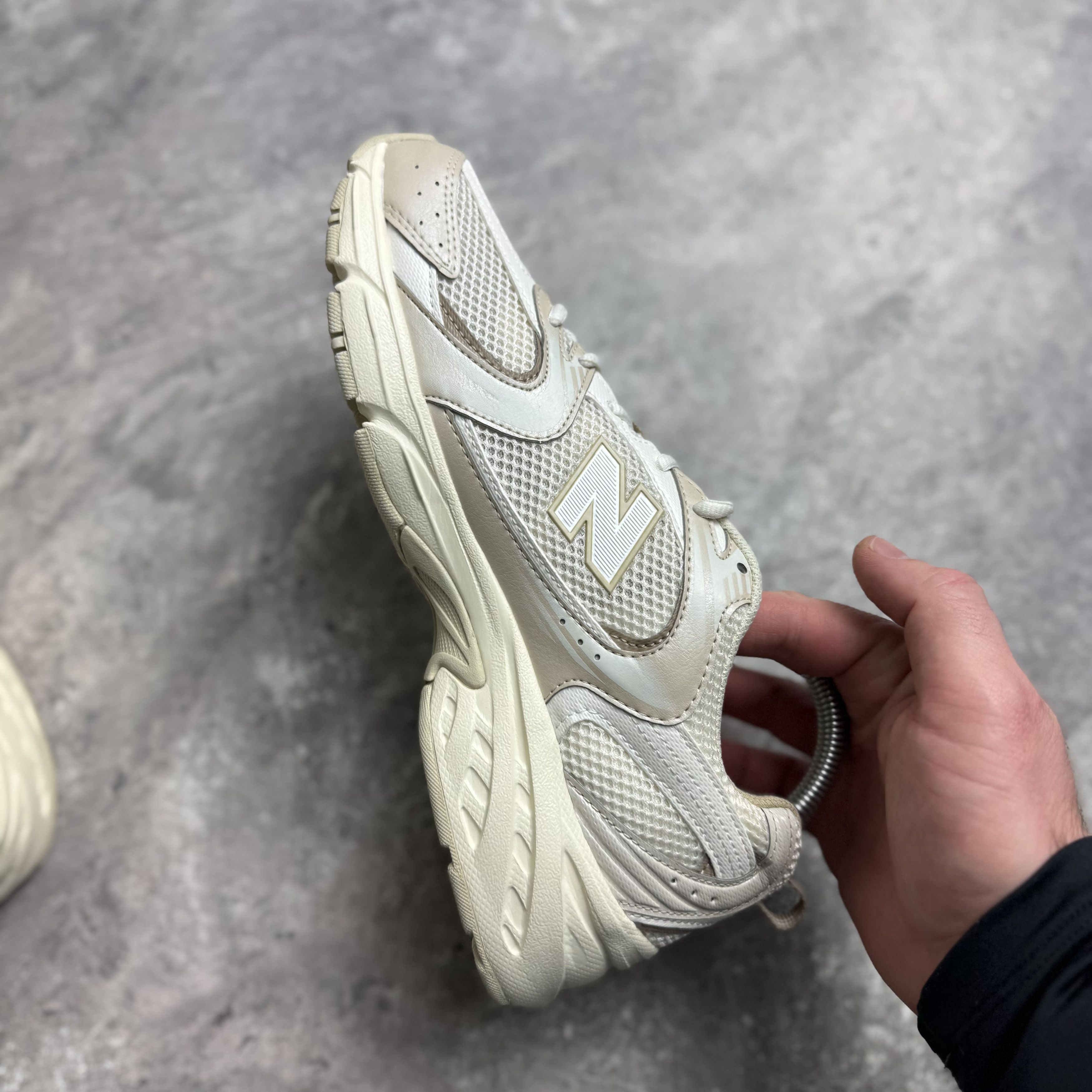 New Balance New Balance 530 “Beige / Angora” — New (No Box) Size US 7.5 / EU 40-41 - 4 Thumbnail