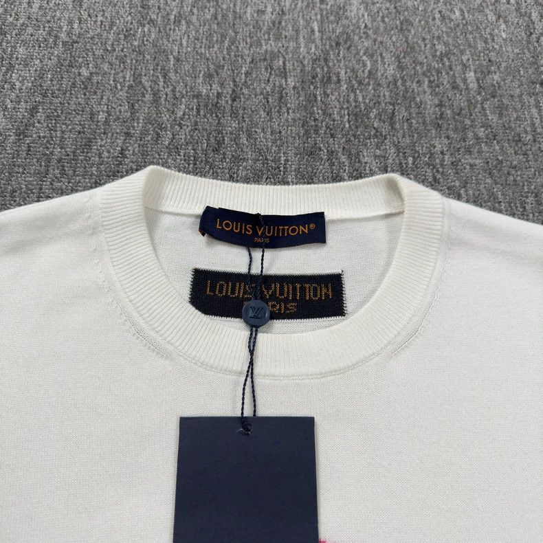 Louis Vuitton LOUIS VUITTON White and Pink Logo Short Sleeve 2501-Nextarr Size US L / EU 52-54 / 3 - 3 Thumbnail