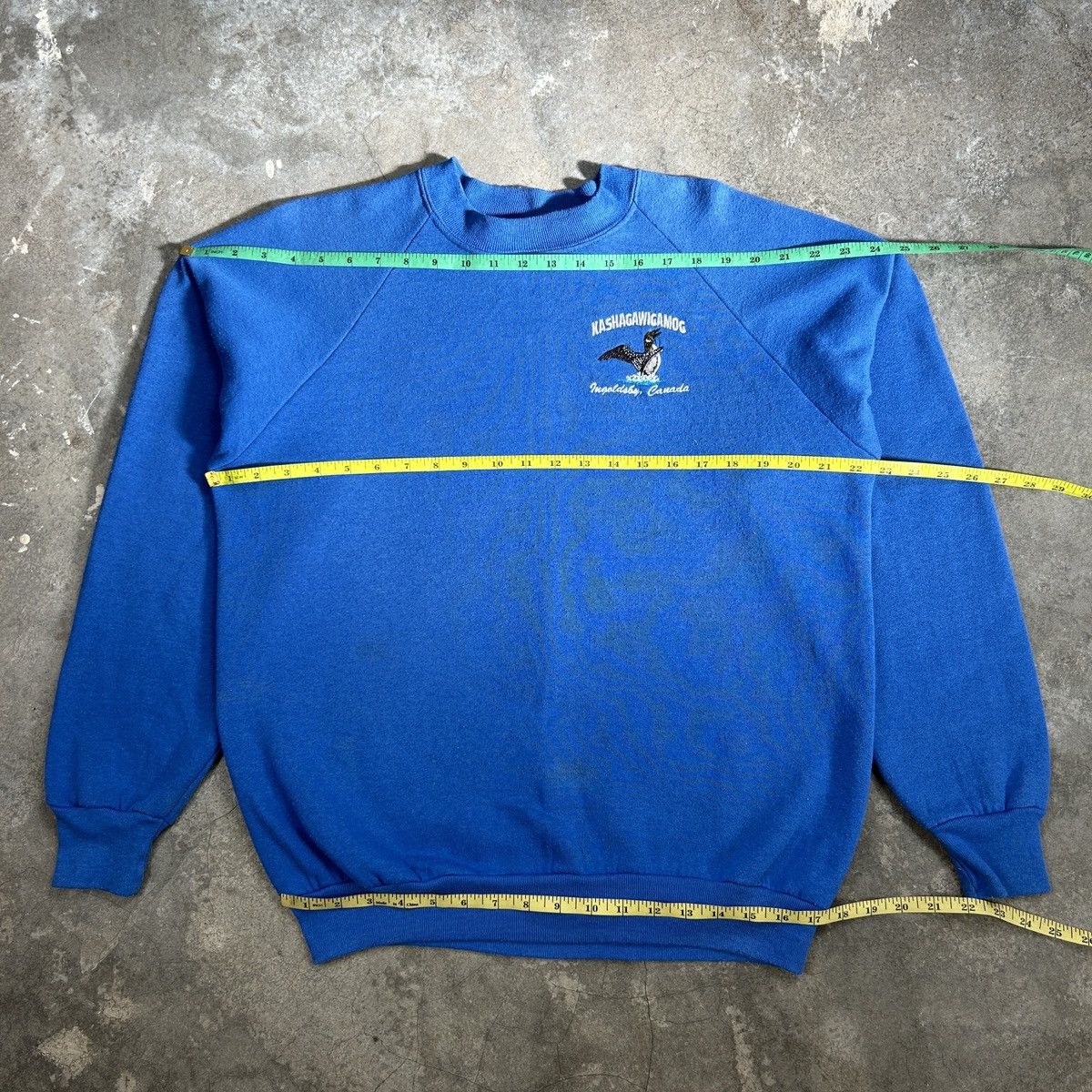 Vintage 1990s Canada Sweatshirt Size US L / EU 52-54 / 3 - 7 Thumbnail