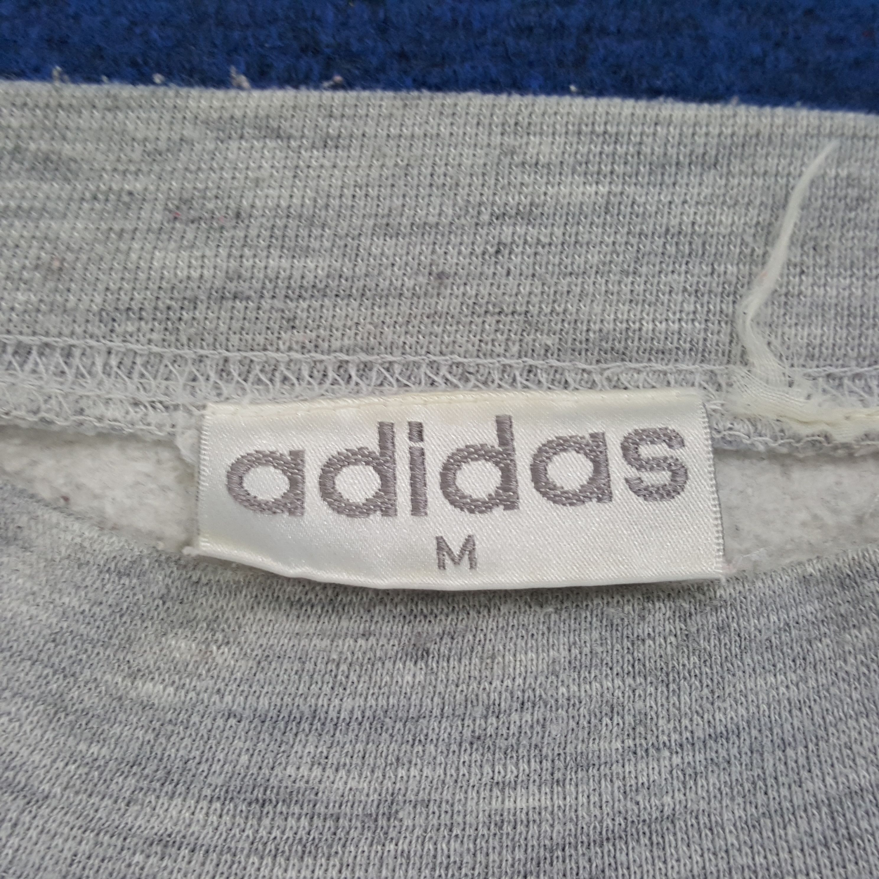 Adidas × Vintage Vintage Adidas Stripes Big Logo Streetwear Tshirt Size US M / EU 48-50 / 2 - 6 Thumbnail