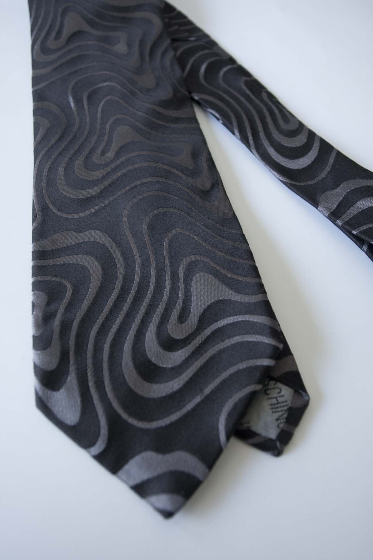 Moschino Moschino Necktie Tie 100% Silk Made in Italy Abstract Size ONE SIZE - 3 Thumbnail