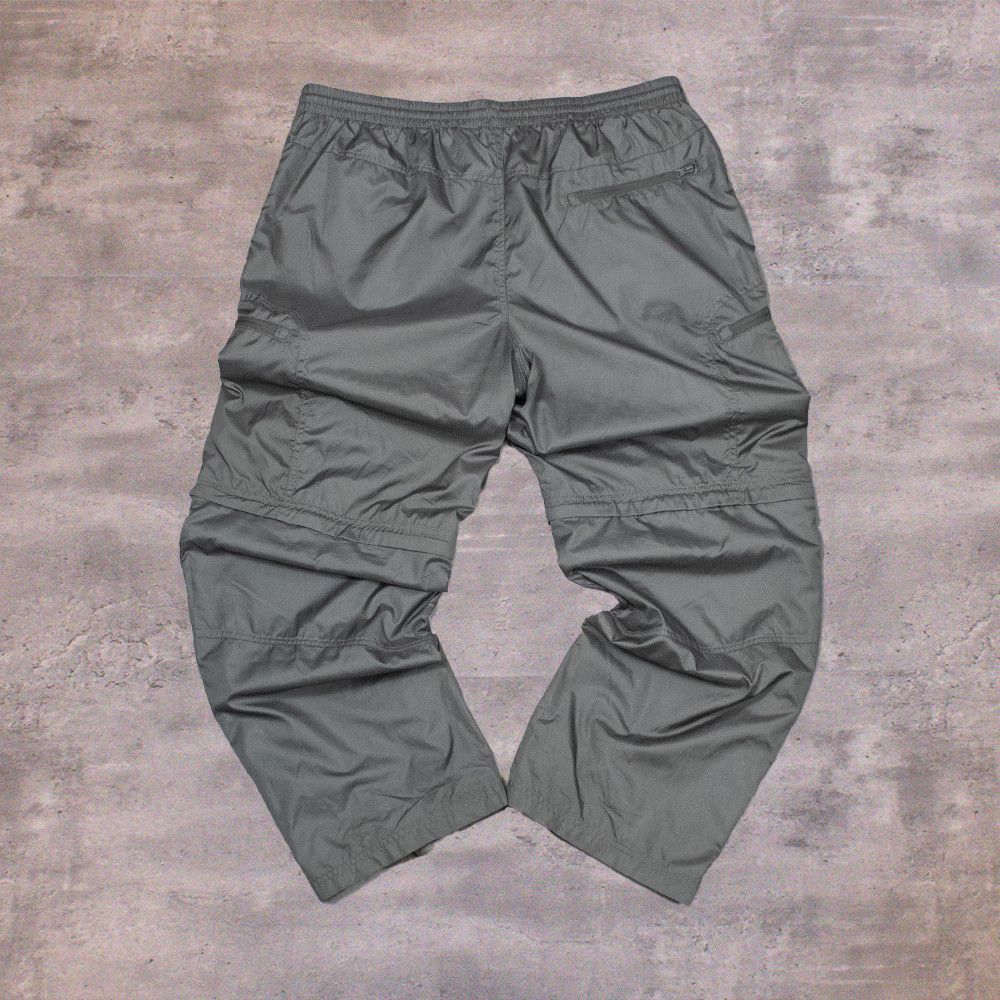 Athletic Works Y2K 00's Grey Baggy Relax Fit Wide Legged Cargo Track Pant's Size US 36 / EU 52 - 2 Thumbnail