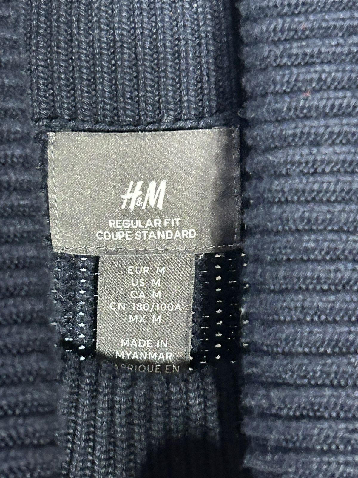 H&M H&M TURTEL NECK Size US M / EU 48-50 / 2 - 2 Thumbnail