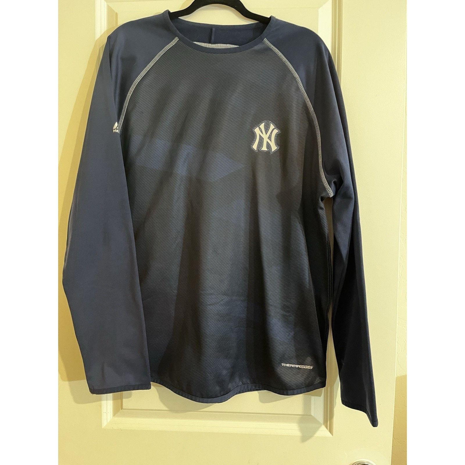 Majestic Majestic NY Yankees Therma Base Long Sleeve Shirt Navy L MLB Size US L / EU 52-54 / 3 - 1 Thumbnail