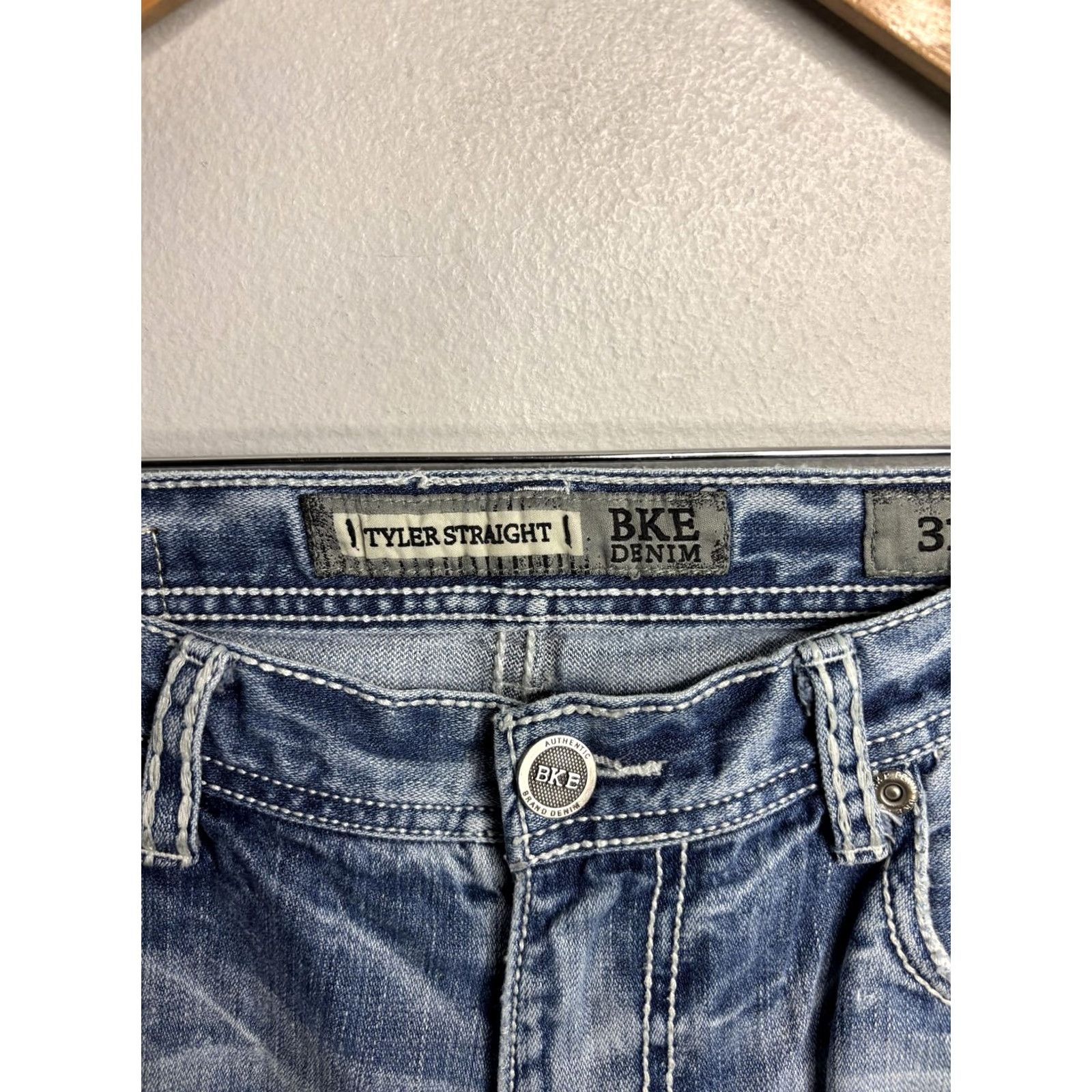 BKE BKE Tyler Straight Jeans Mens 31x31 Blue Denim Distressed Medium Wash Casual Size US 31 - 3 Thumbnail