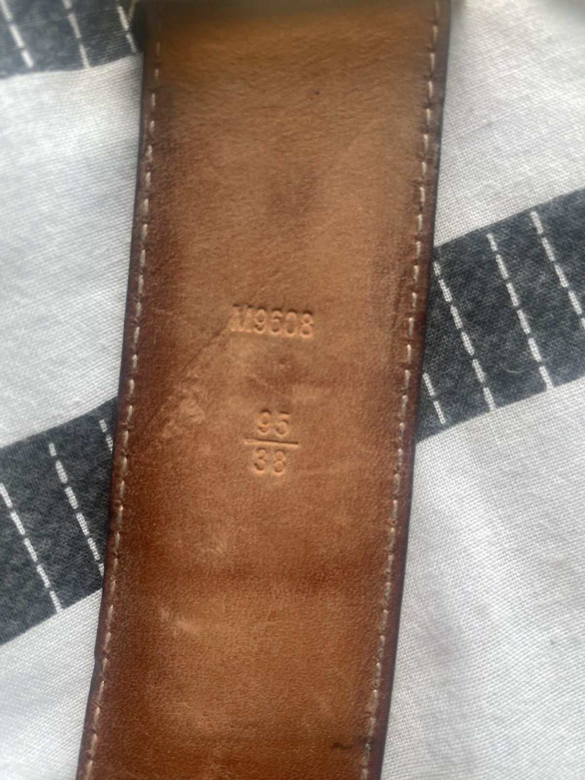Louis Vuitton Louis Vuitton Initiates LV Size 38 - 4 Thumbnail