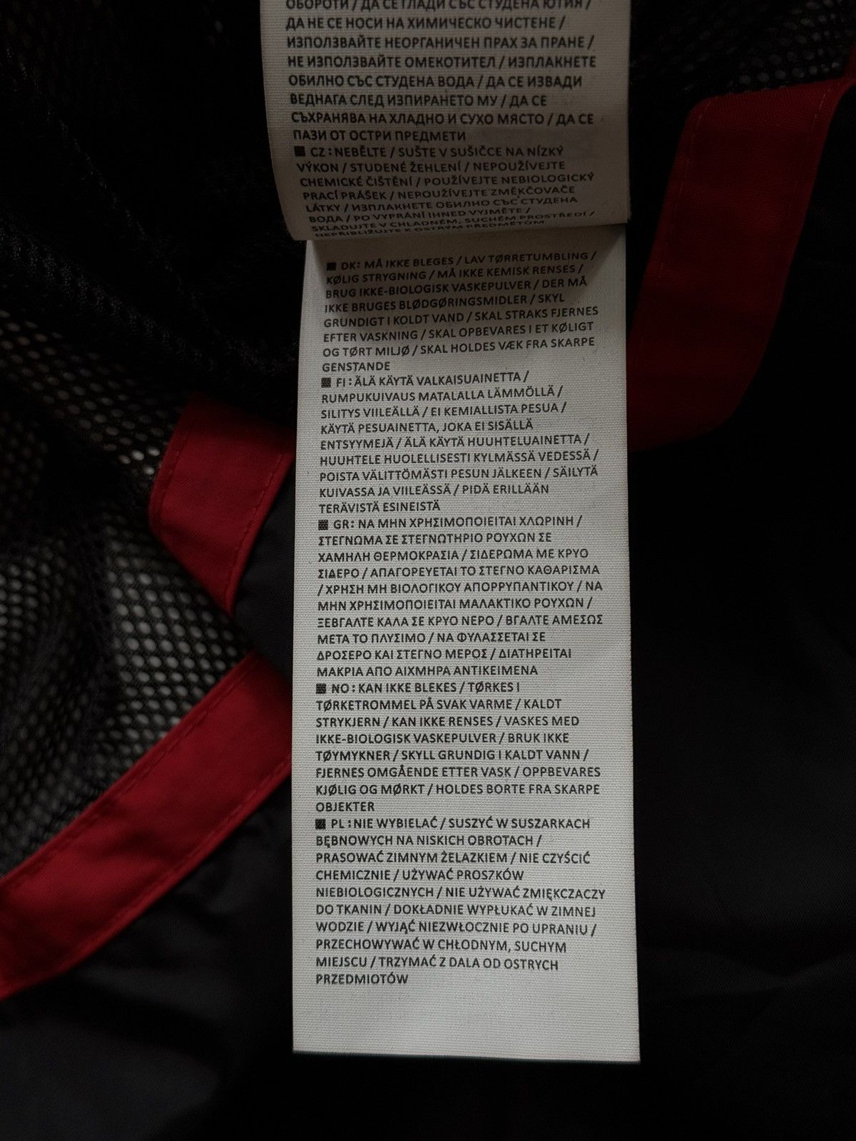 Berghaus Berghaus gorpcore style membrane jacket Size US M / EU 48-50 / 2 - 14 Thumbnail